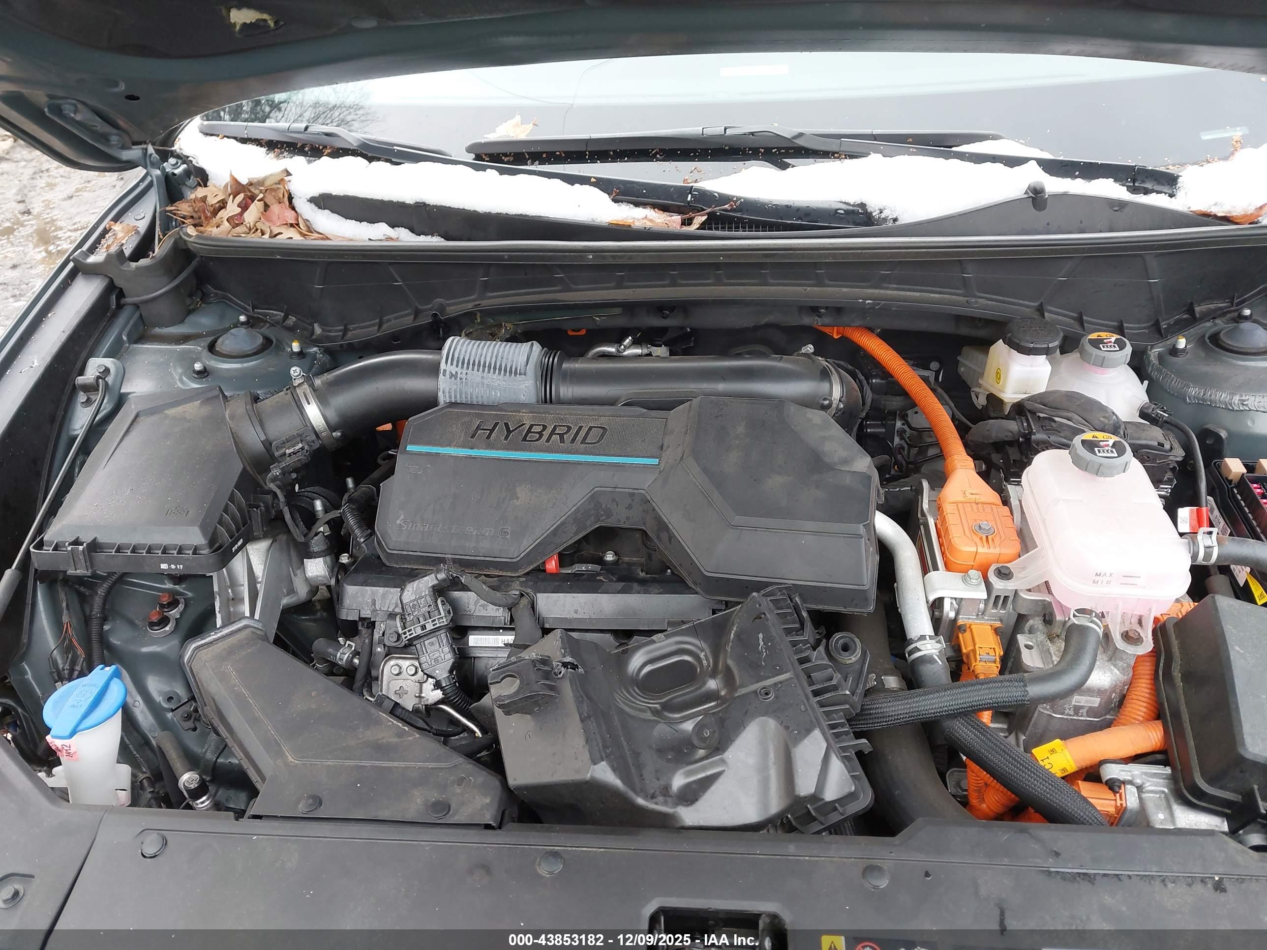 HYUNDAI TUCSON image 10