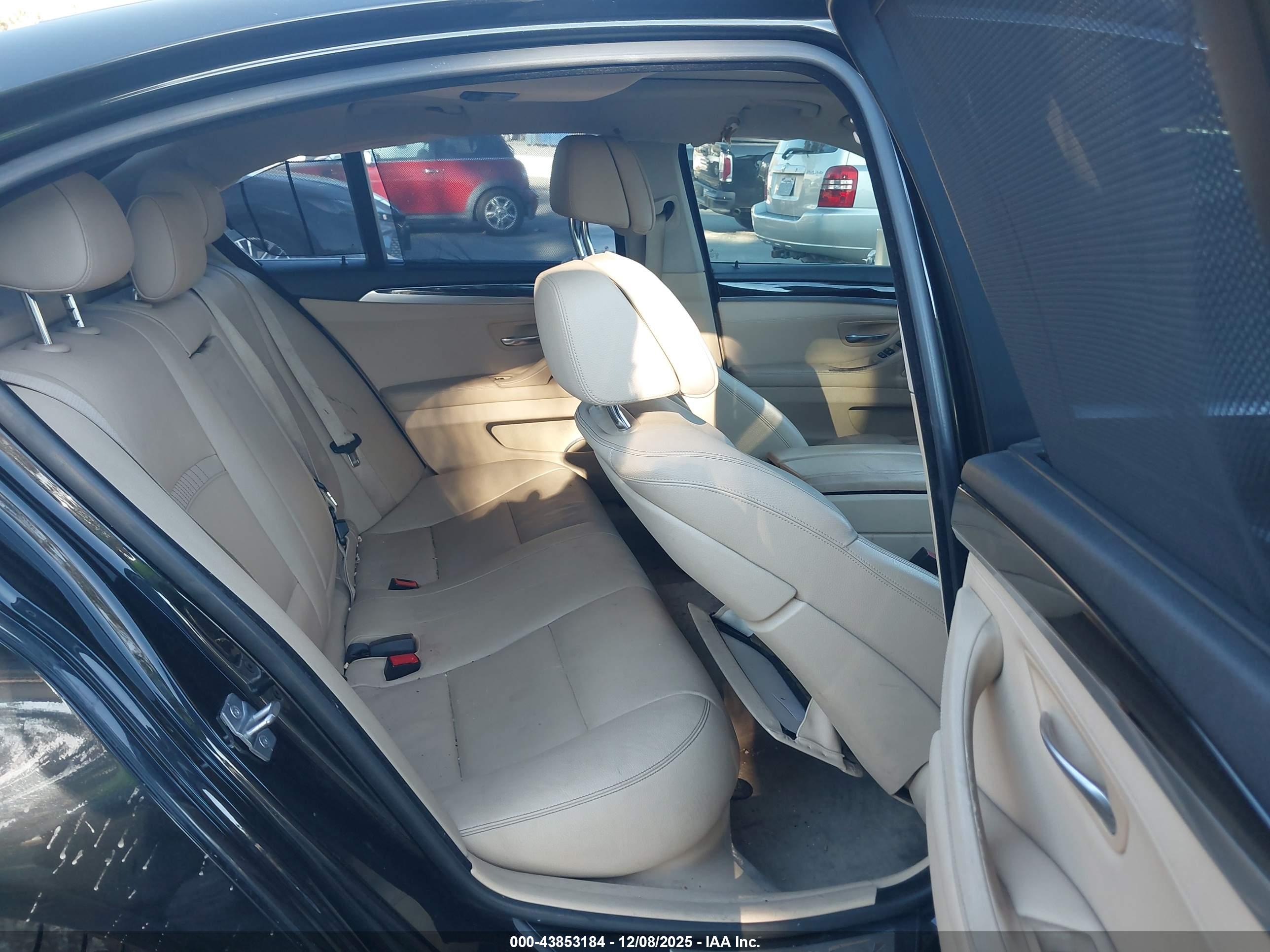 BMW 535D image 8