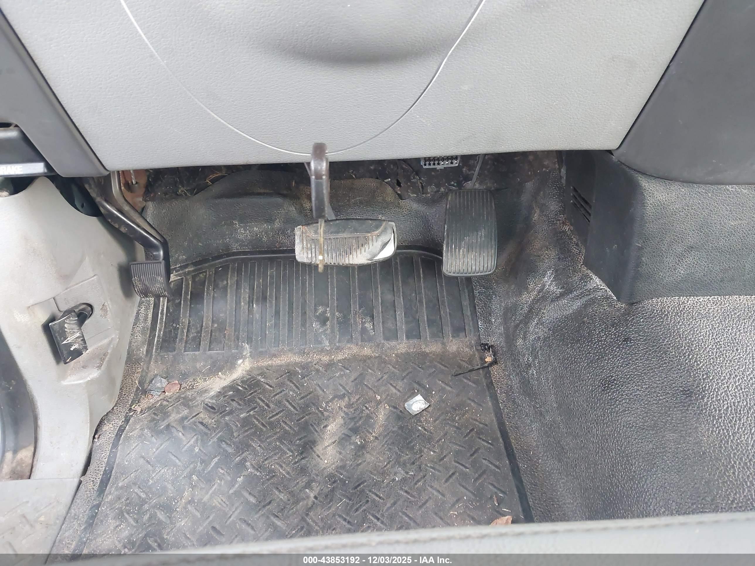 FORD F-150 image 11