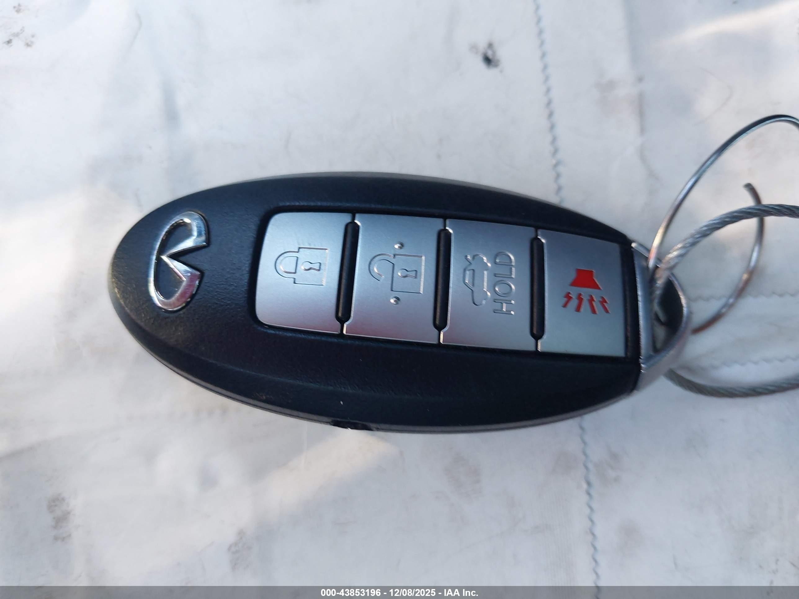 INFINITI G37 image 11