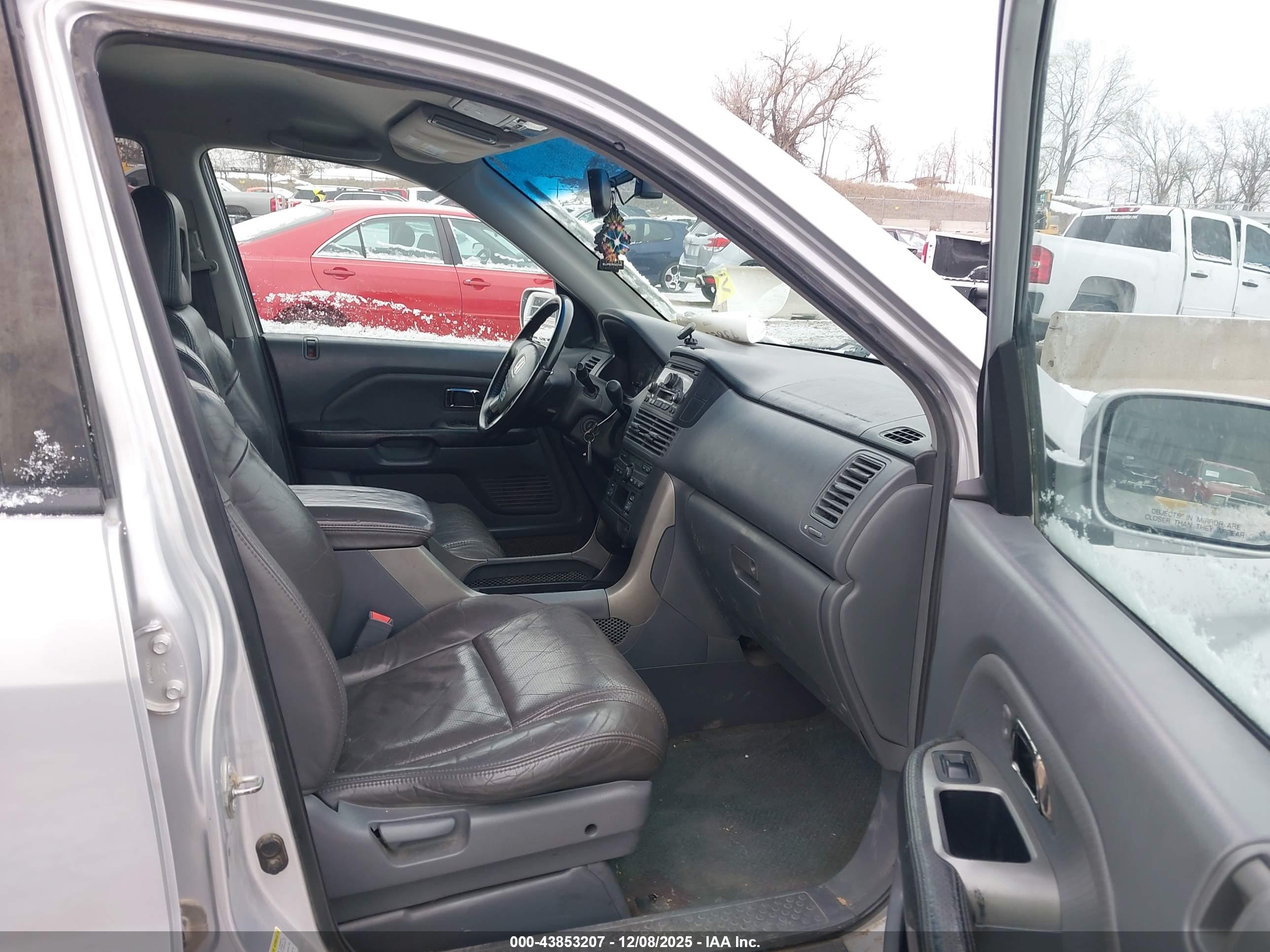 HONDA PILOT image 5