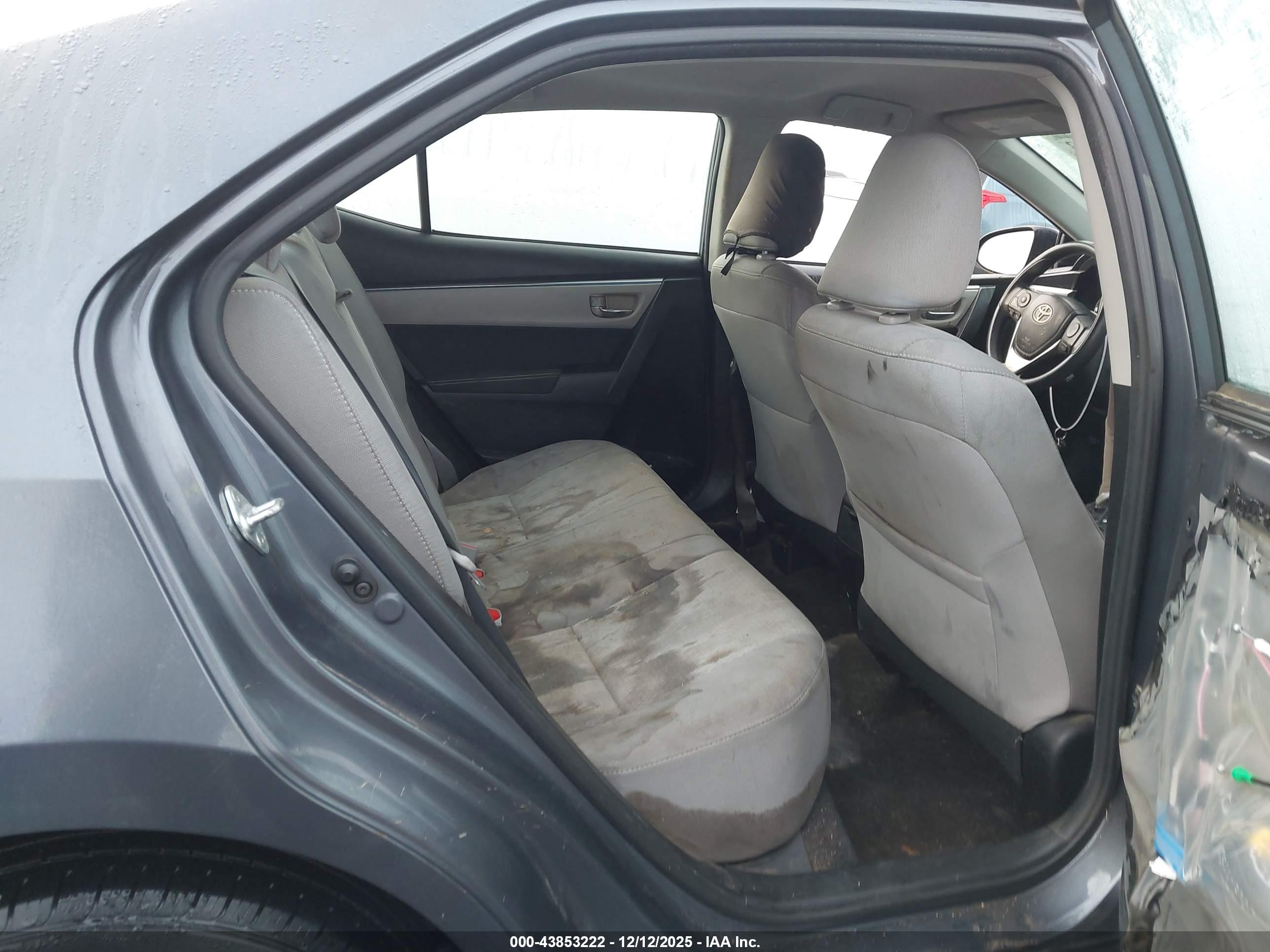 TOYOTA COROLLA image 8