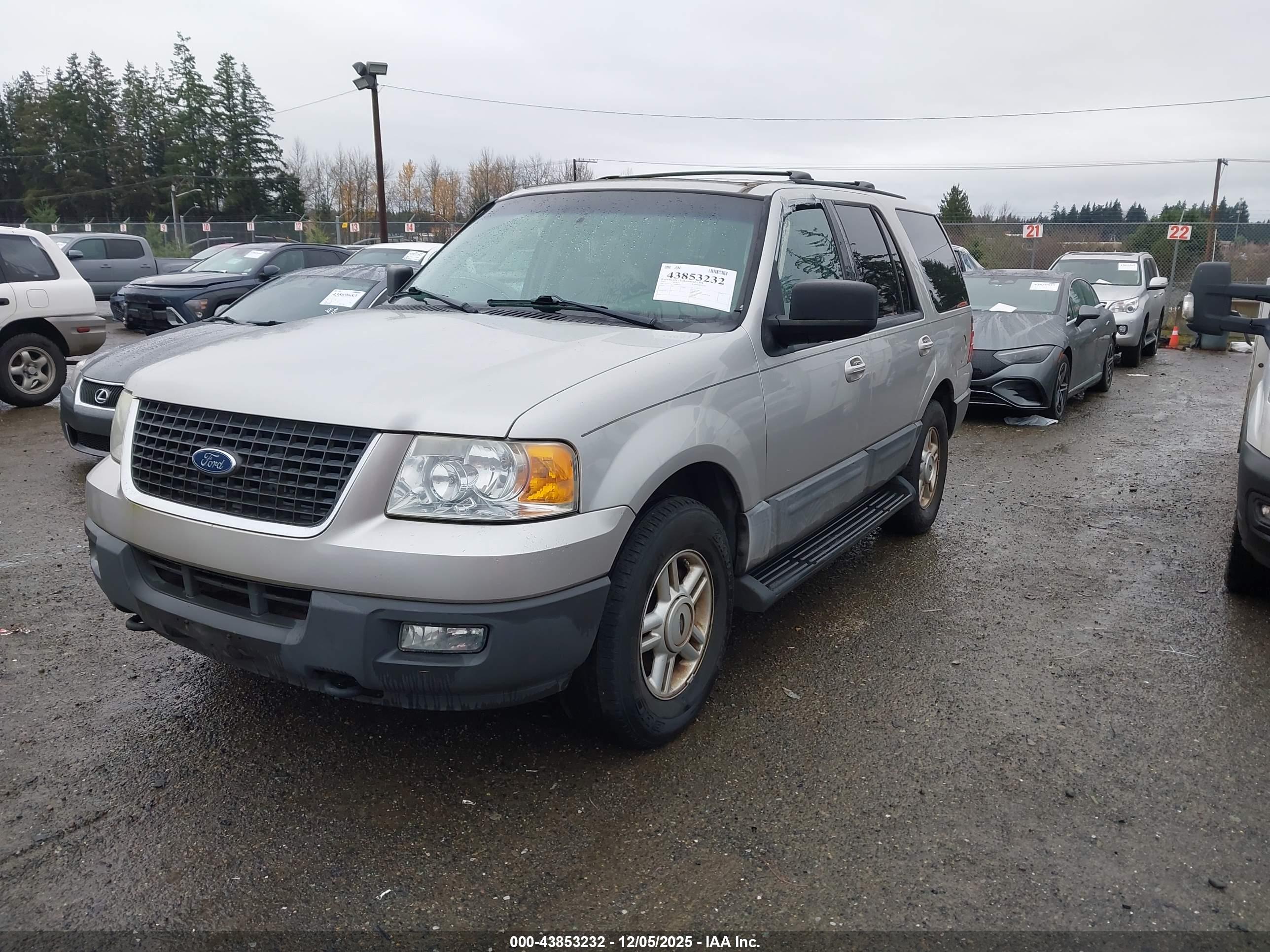 FORD EXPEDITION image 2