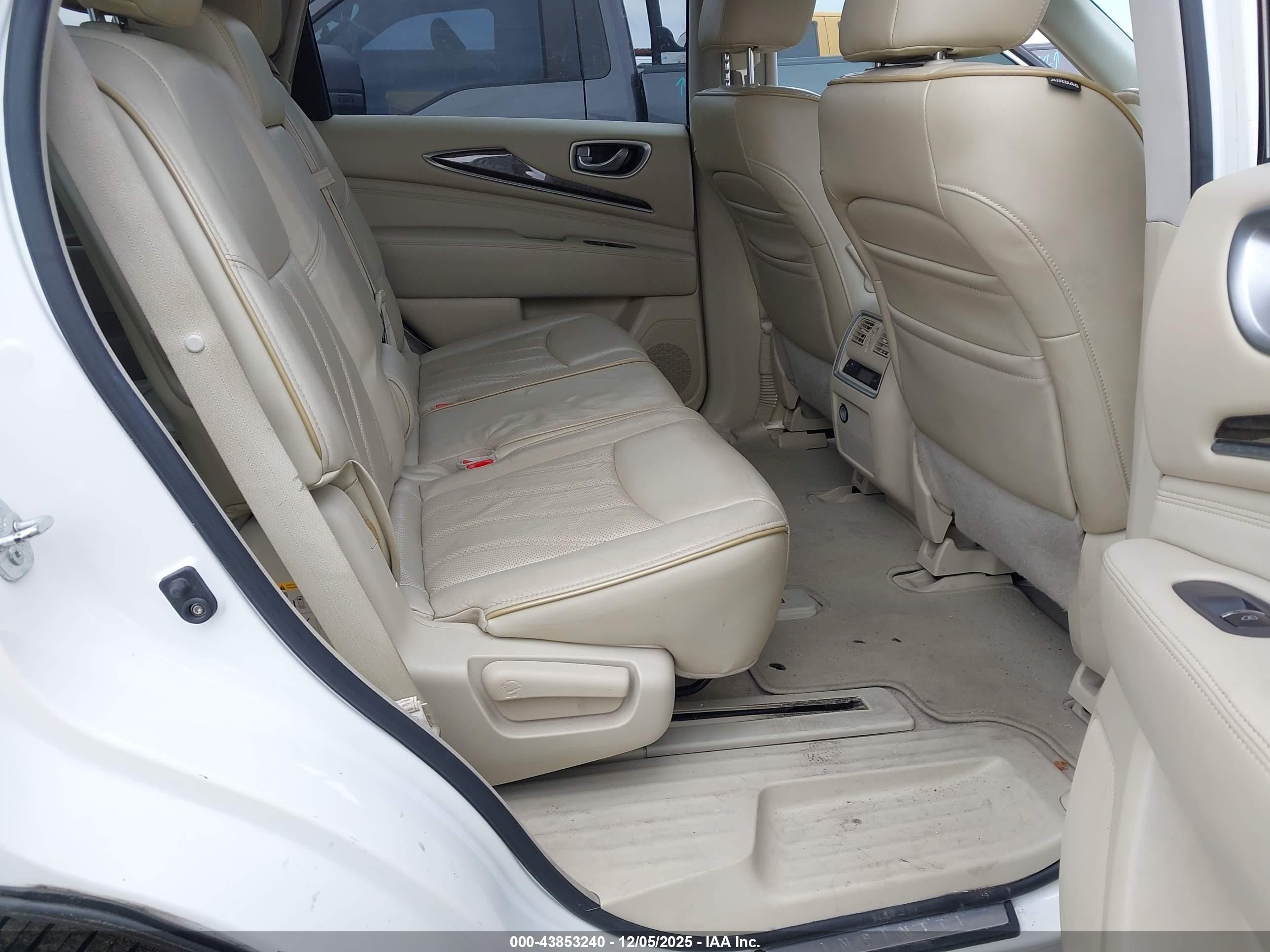 INFINITI QX60 image 8