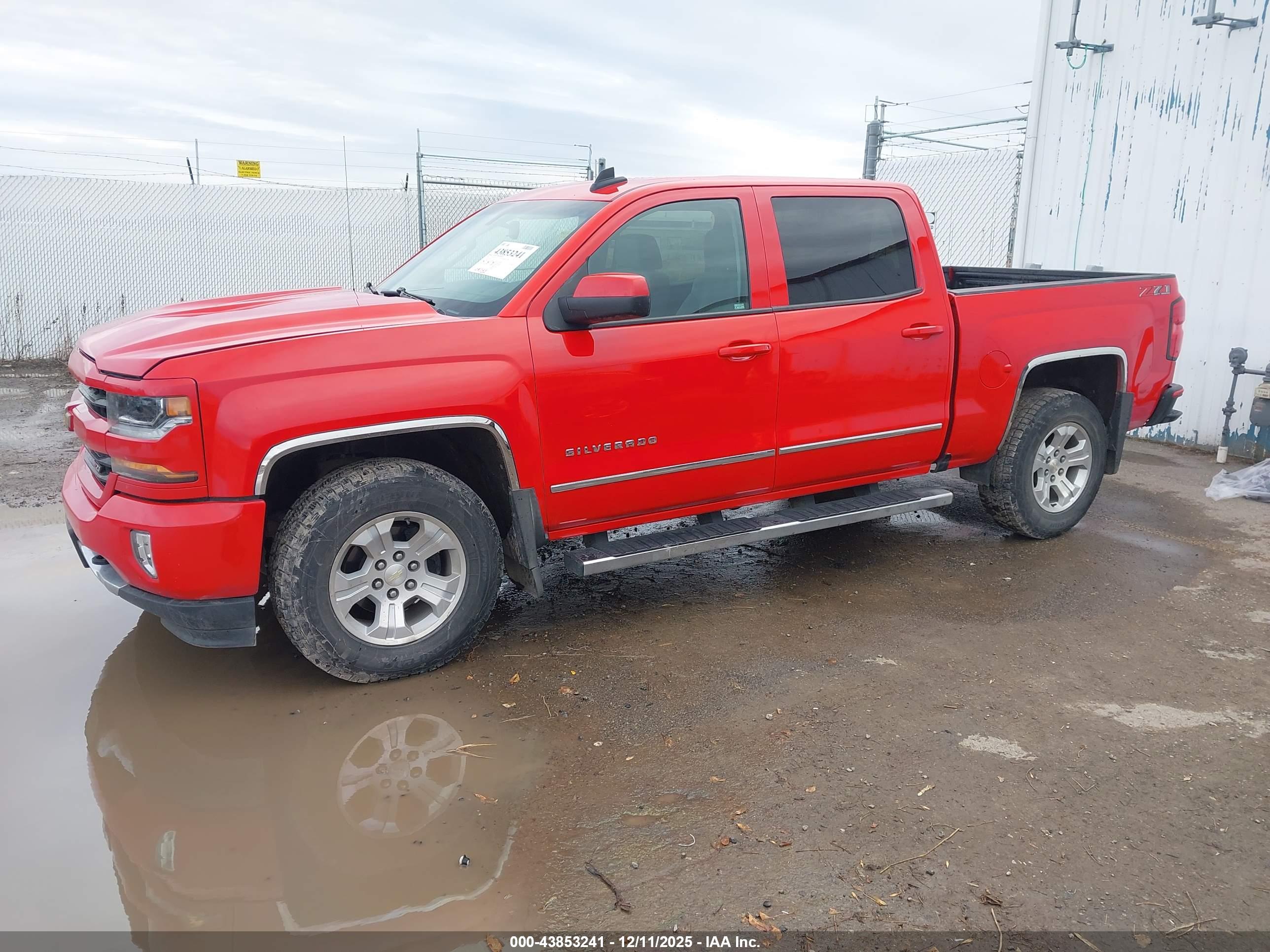 CHEVROLET SILVERADO image 2