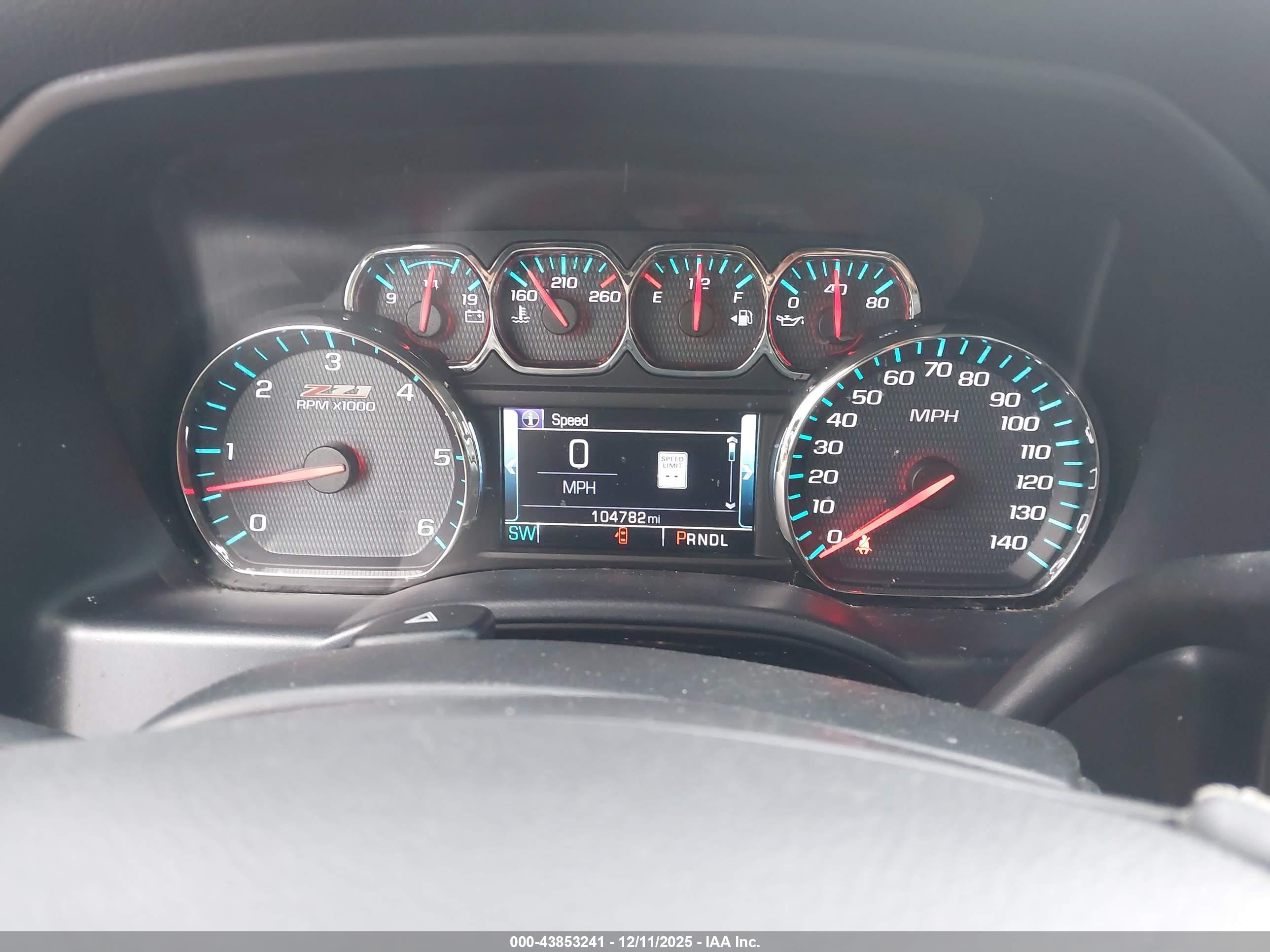 CHEVROLET SILVERADO image 7