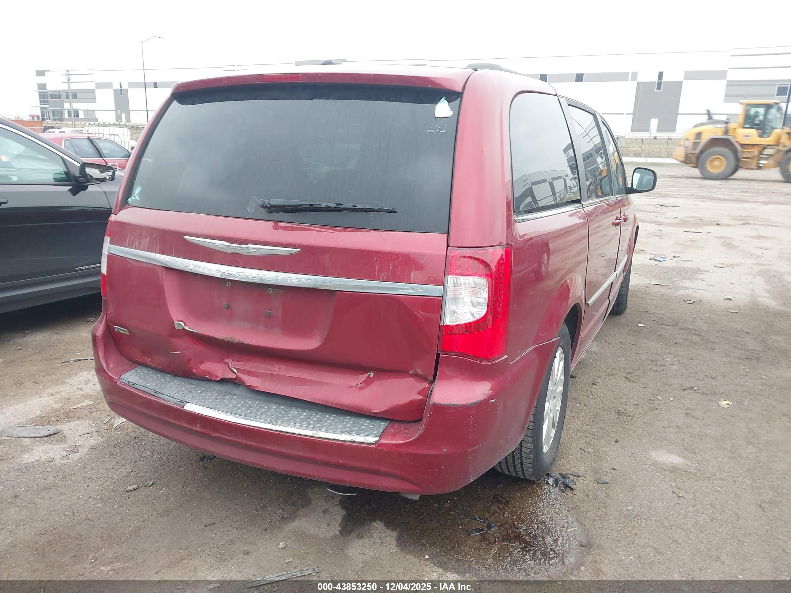 CHRYSLER TOWN image 4