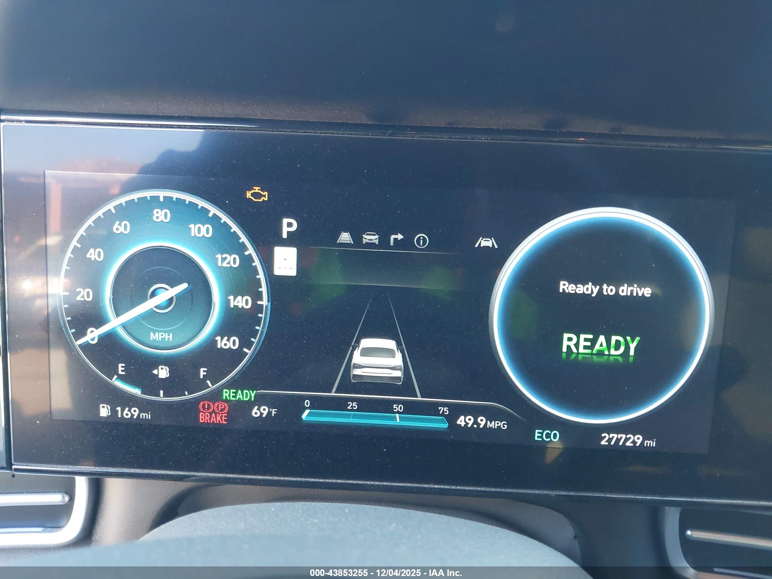 HYUNDAI ELANTRA image 7