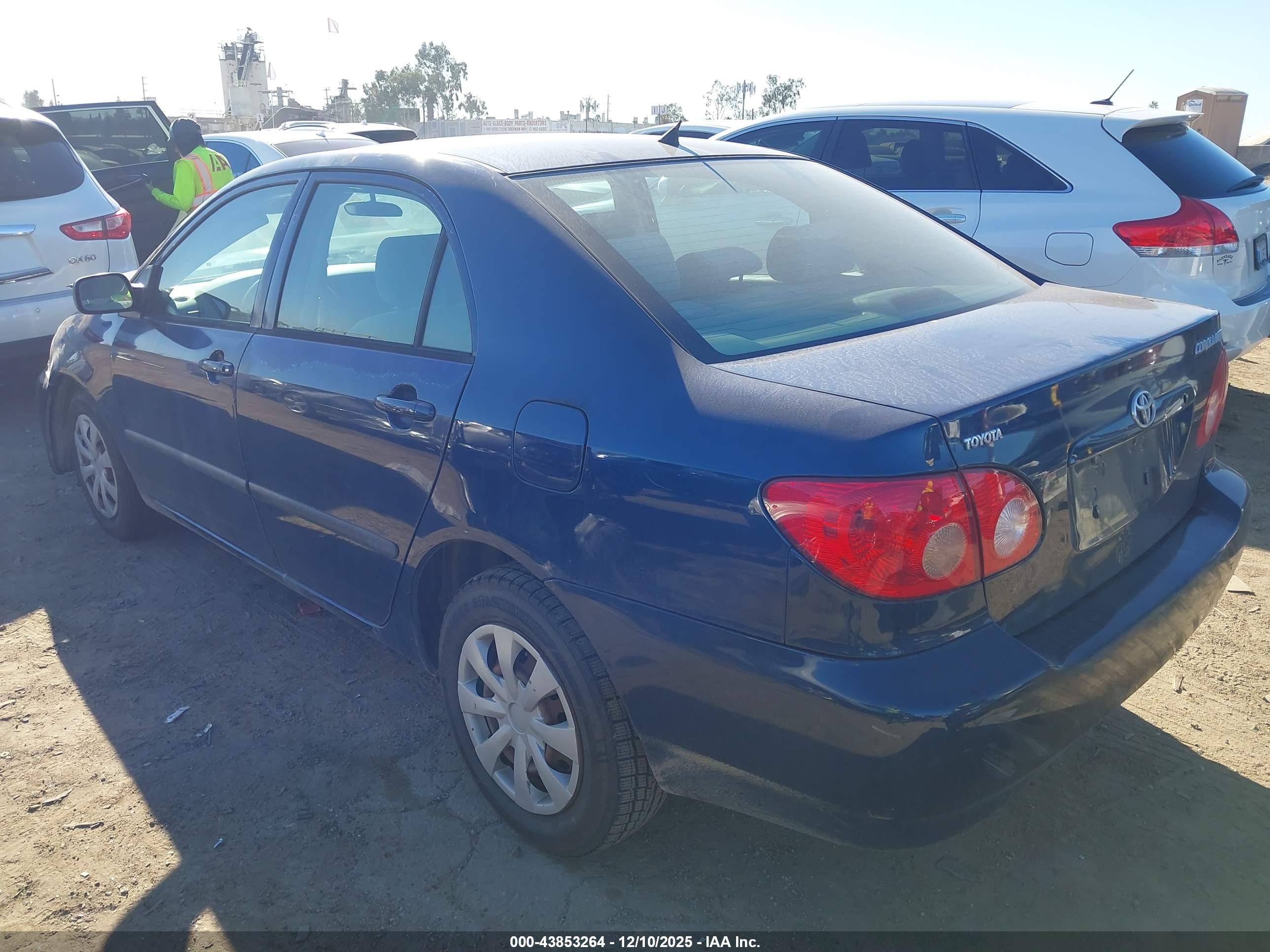 TOYOTA COROLLA image 3