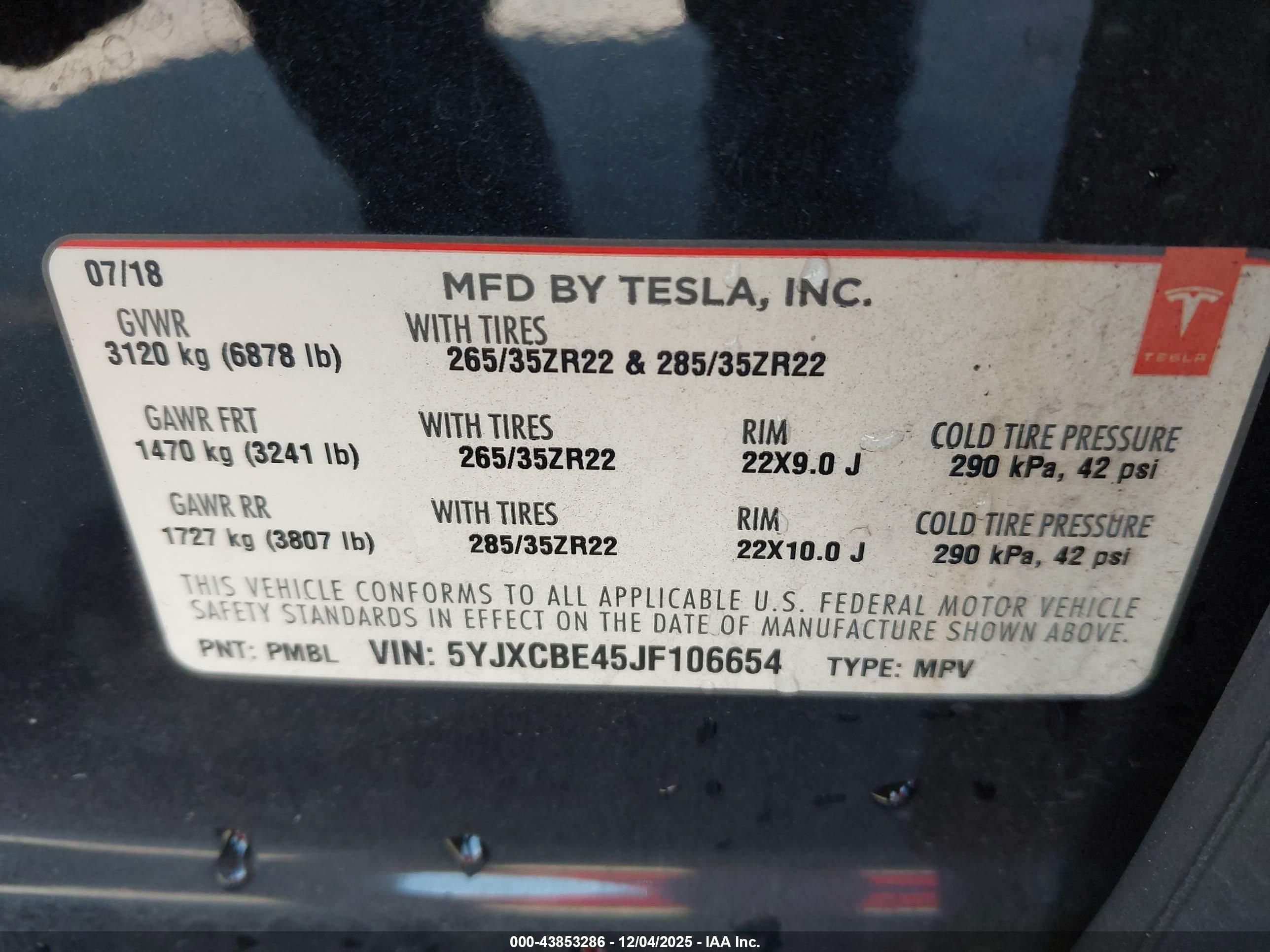 TESLA MODEL image 9