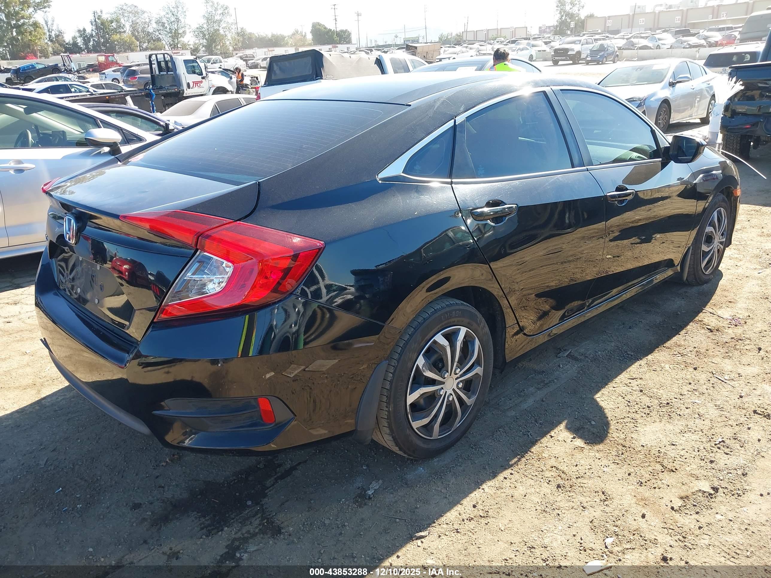 HONDA CIVIC image 4