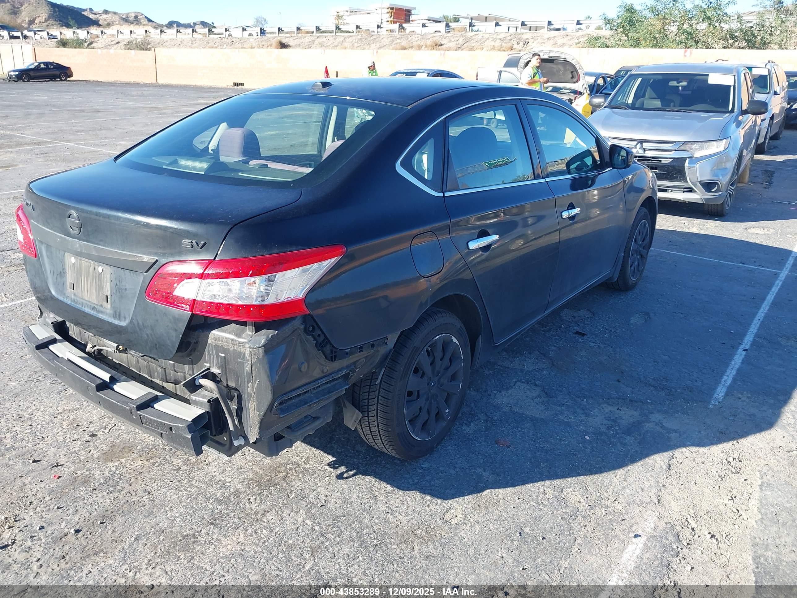 NISSAN SENTRA image 4