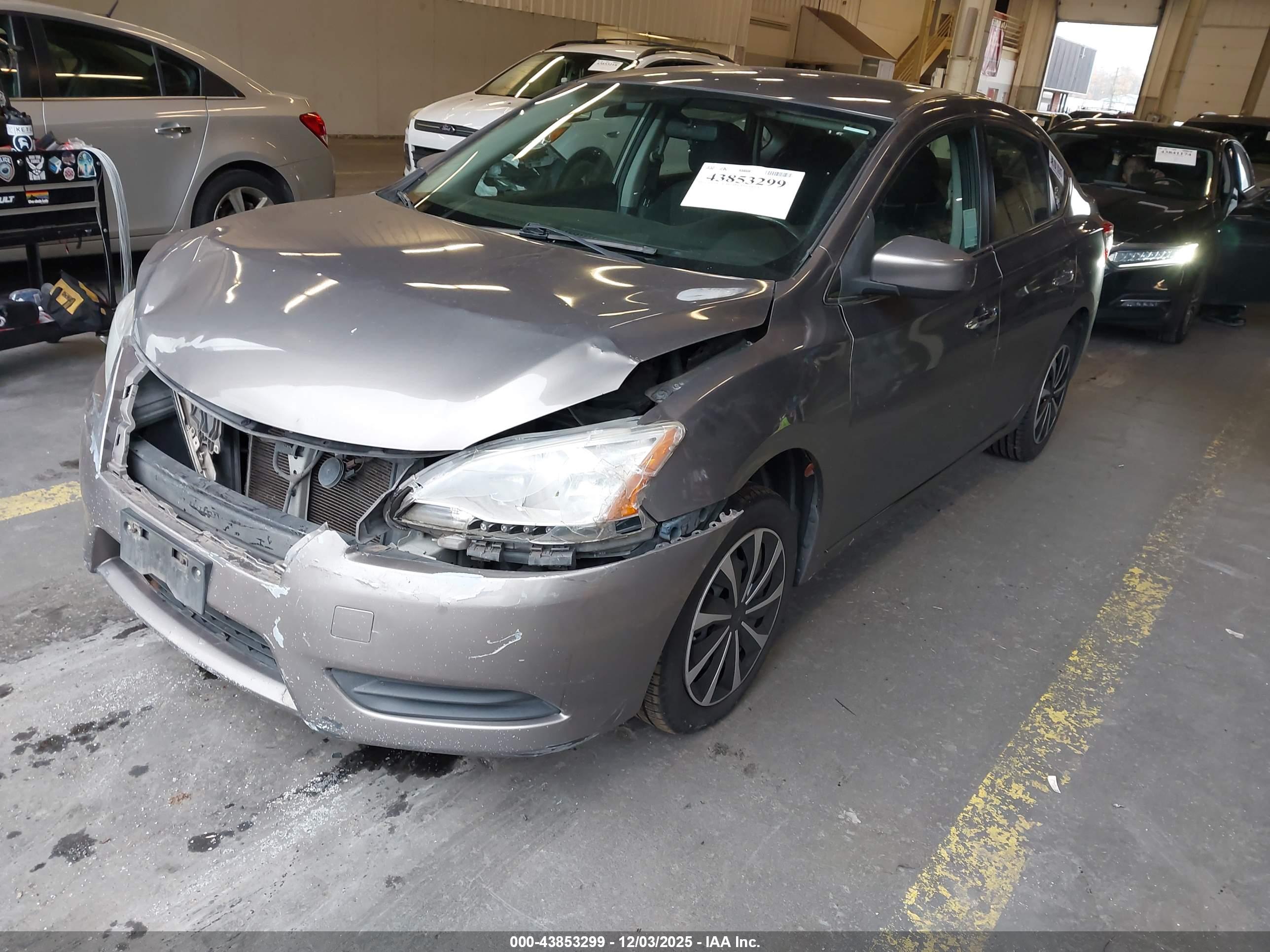 NISSAN SENTRA image 2