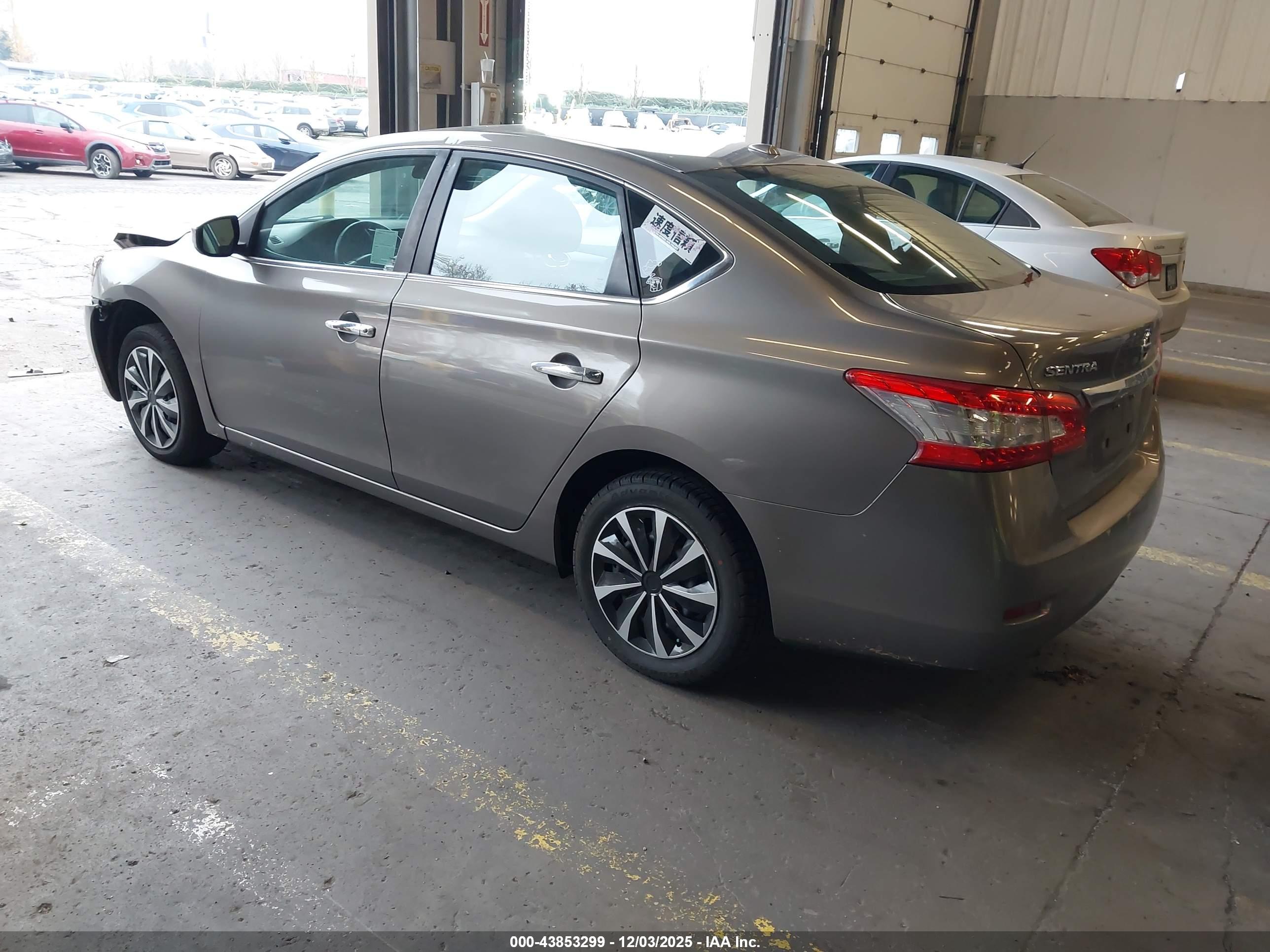 NISSAN SENTRA image 3