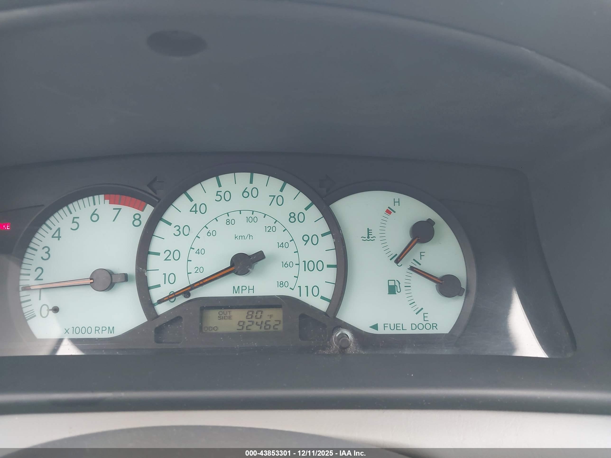 TOYOTA COROLLA image 7