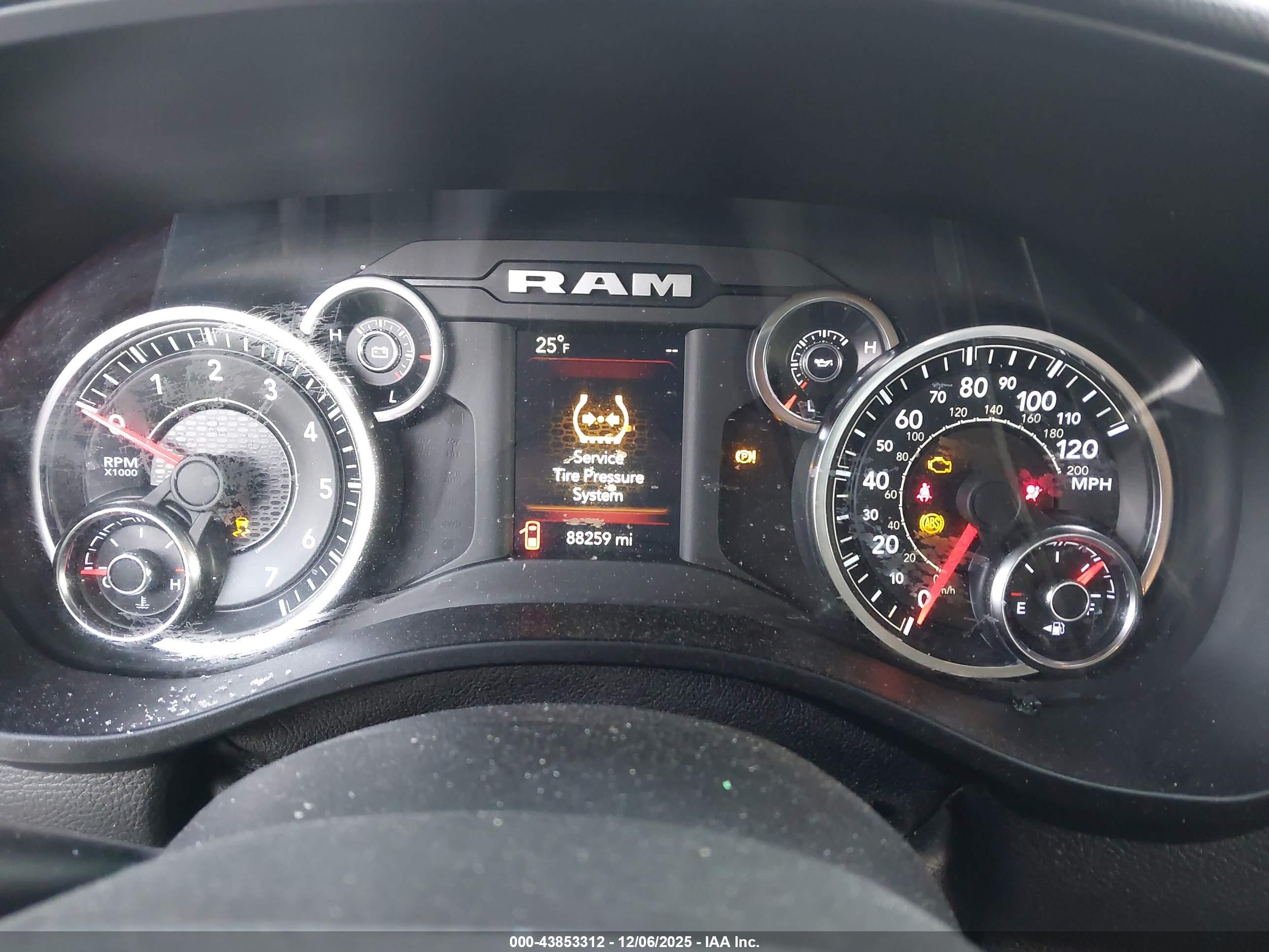 RAM 1500 image 7