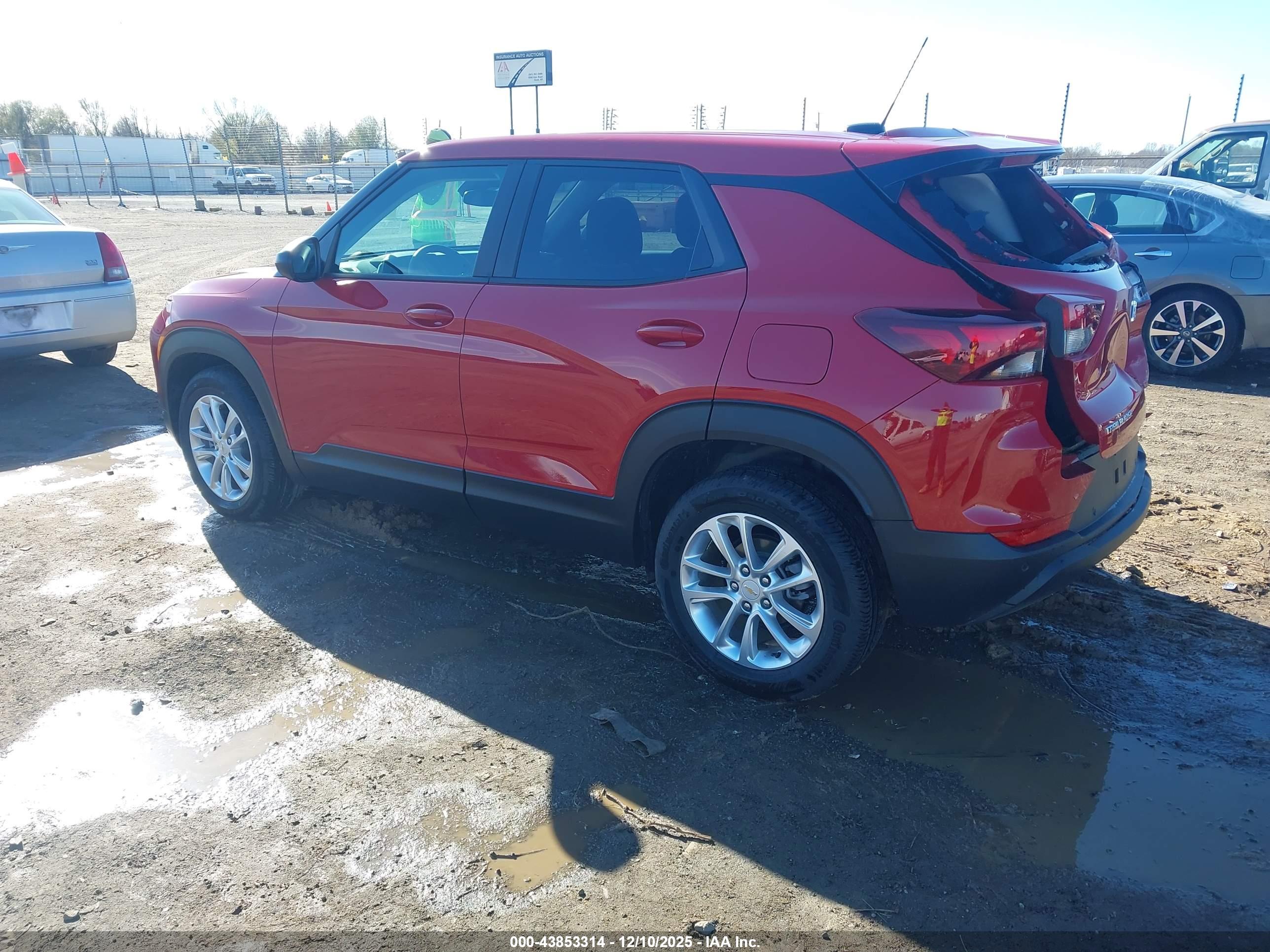 CHEVROLET TRAILBLAZER image 3