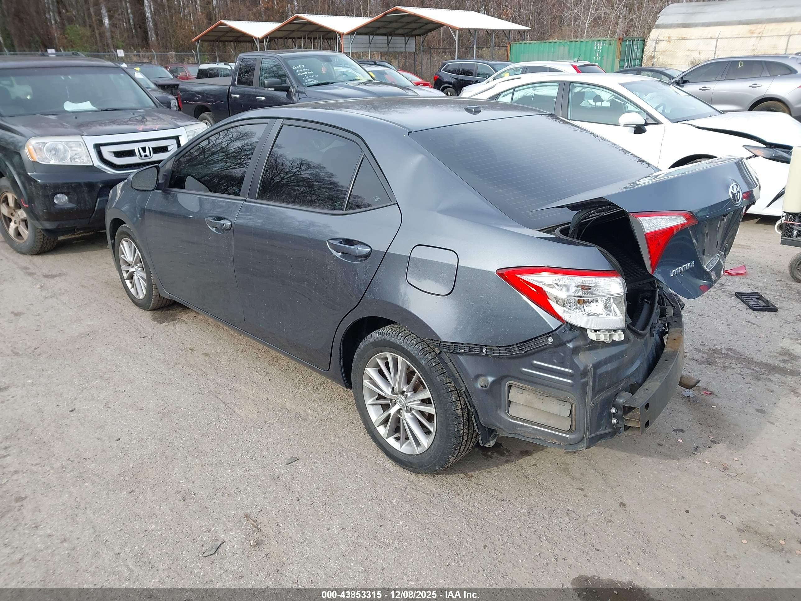 TOYOTA COROLLA image 3
