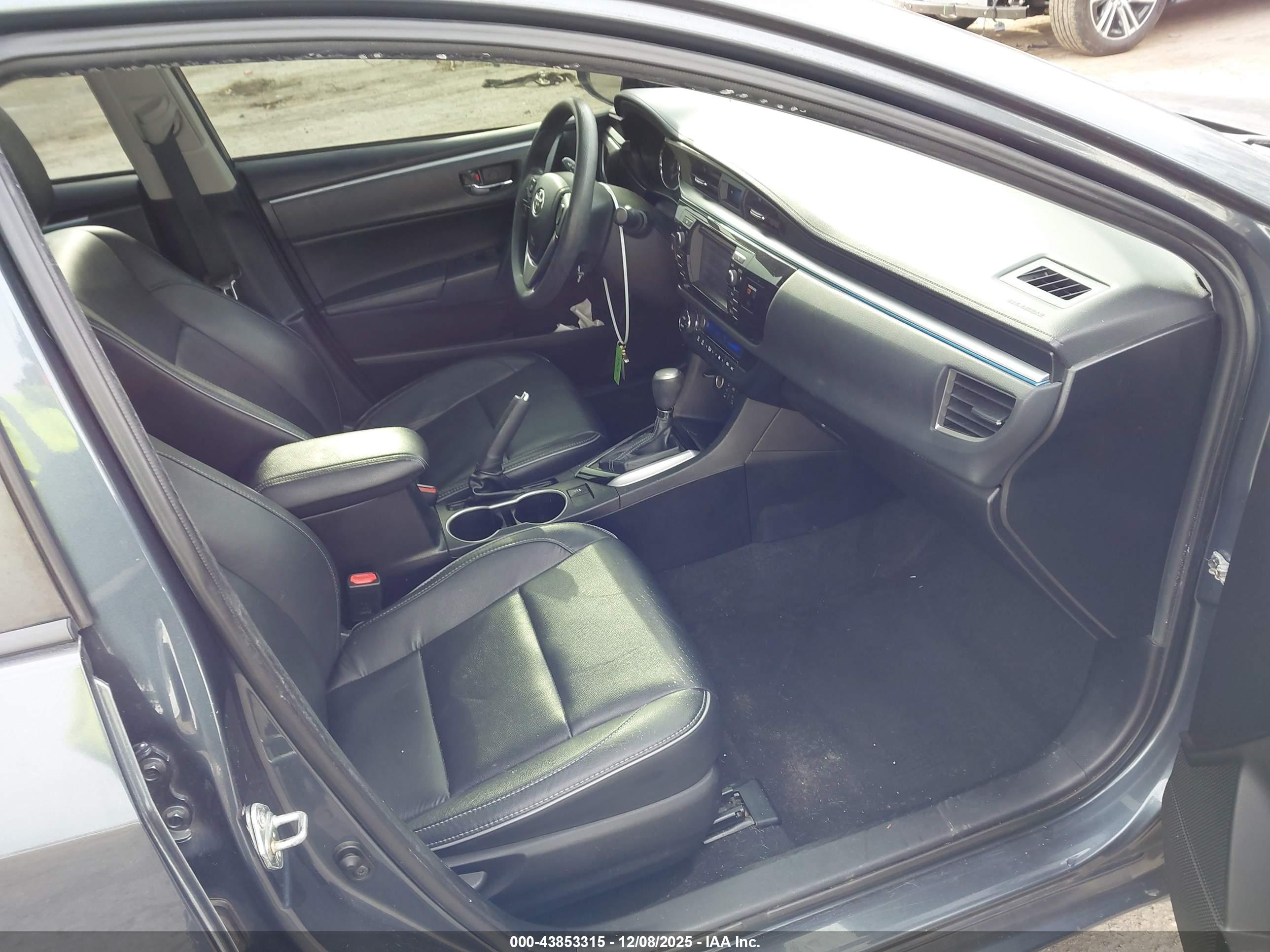 TOYOTA COROLLA image 5