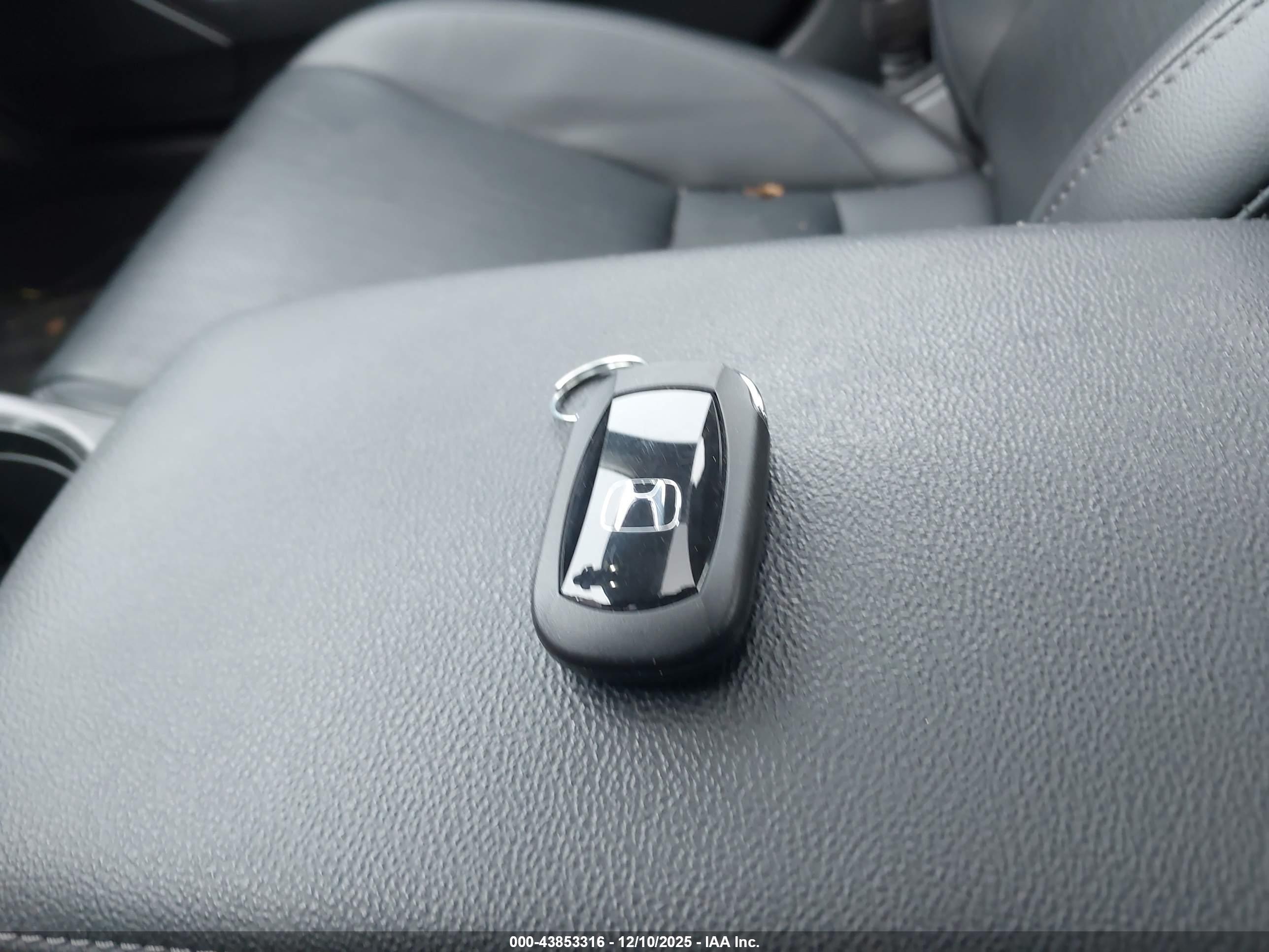 HONDA CIVIC image 11
