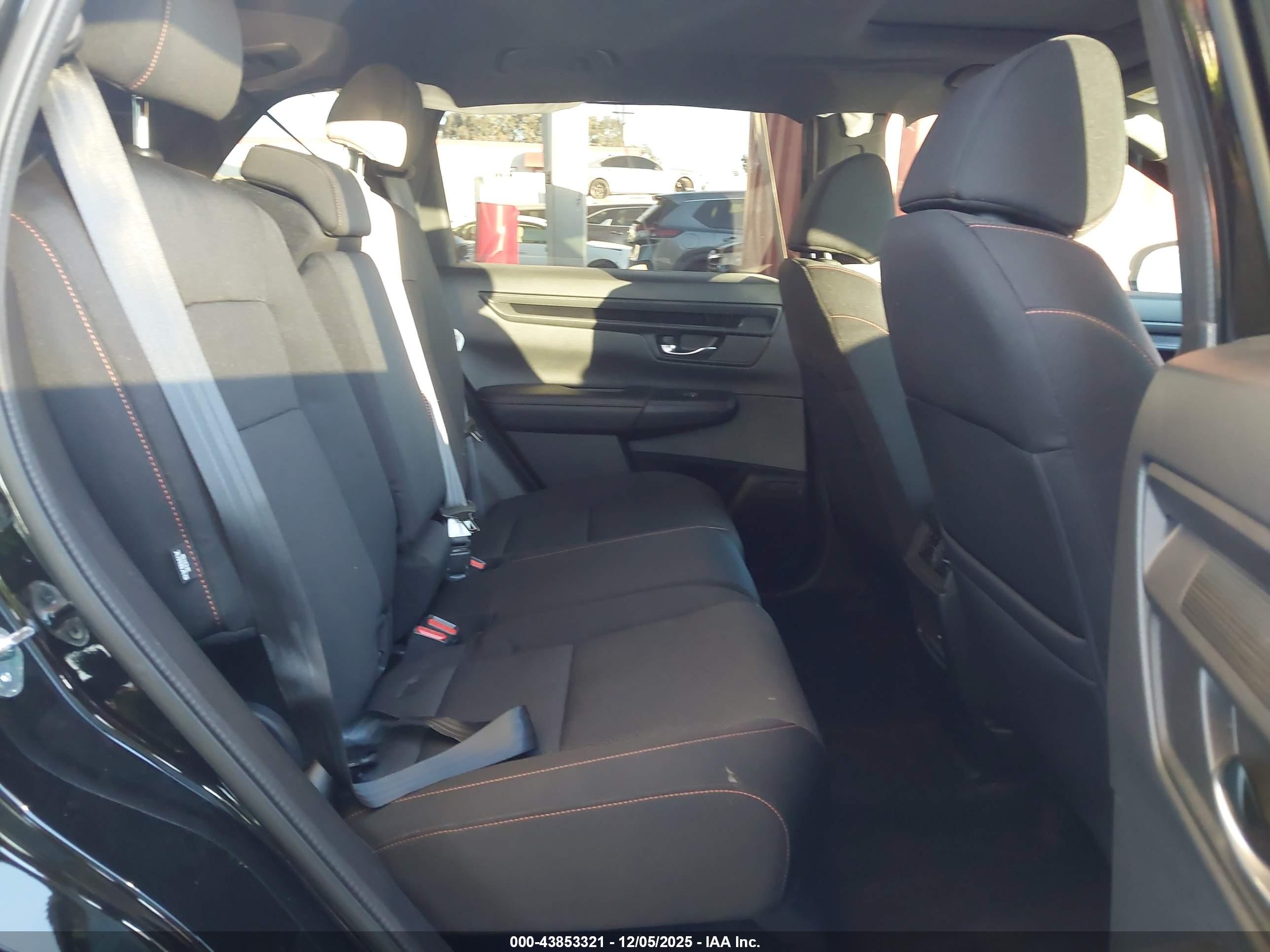 HONDA CR-V image 8