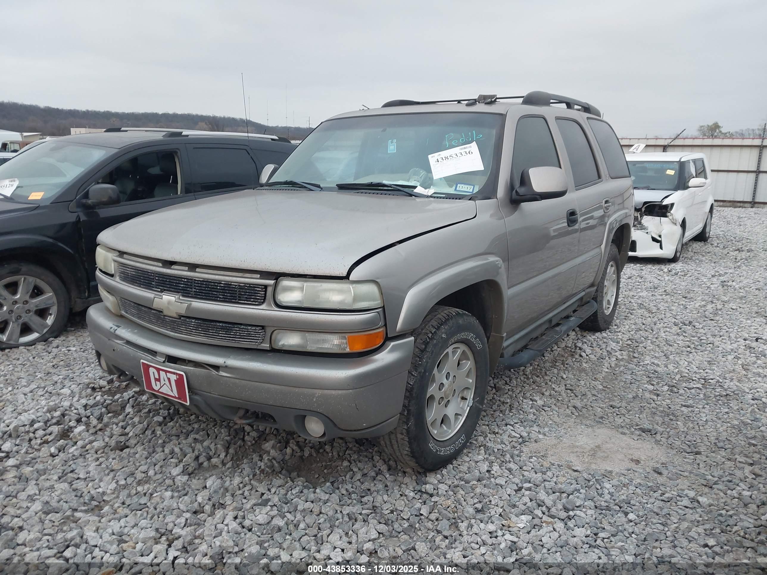CHEVROLET TAHOE image 2