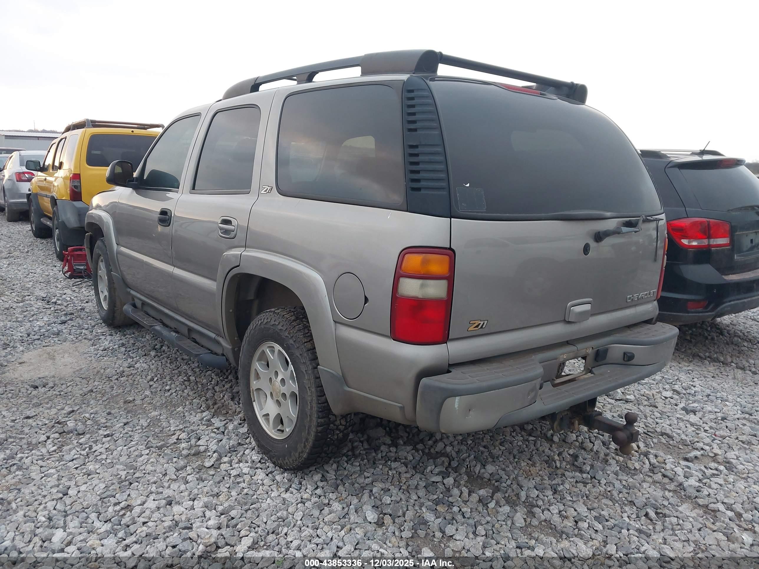CHEVROLET TAHOE image 3