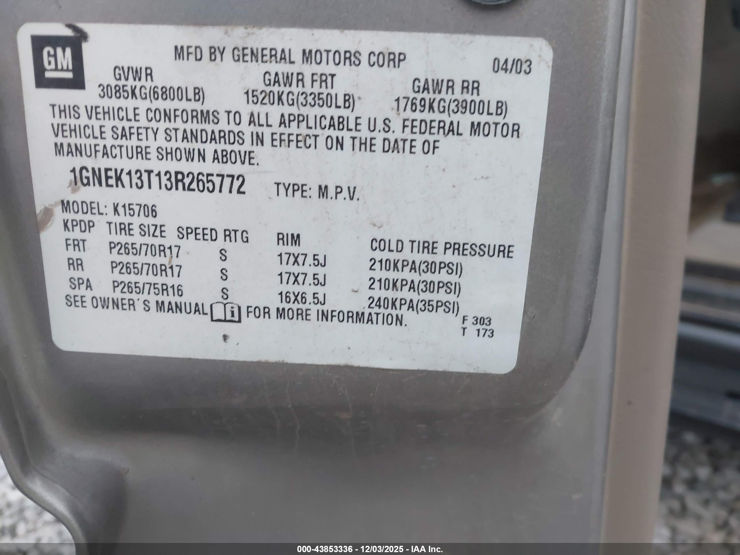 CHEVROLET TAHOE image 9