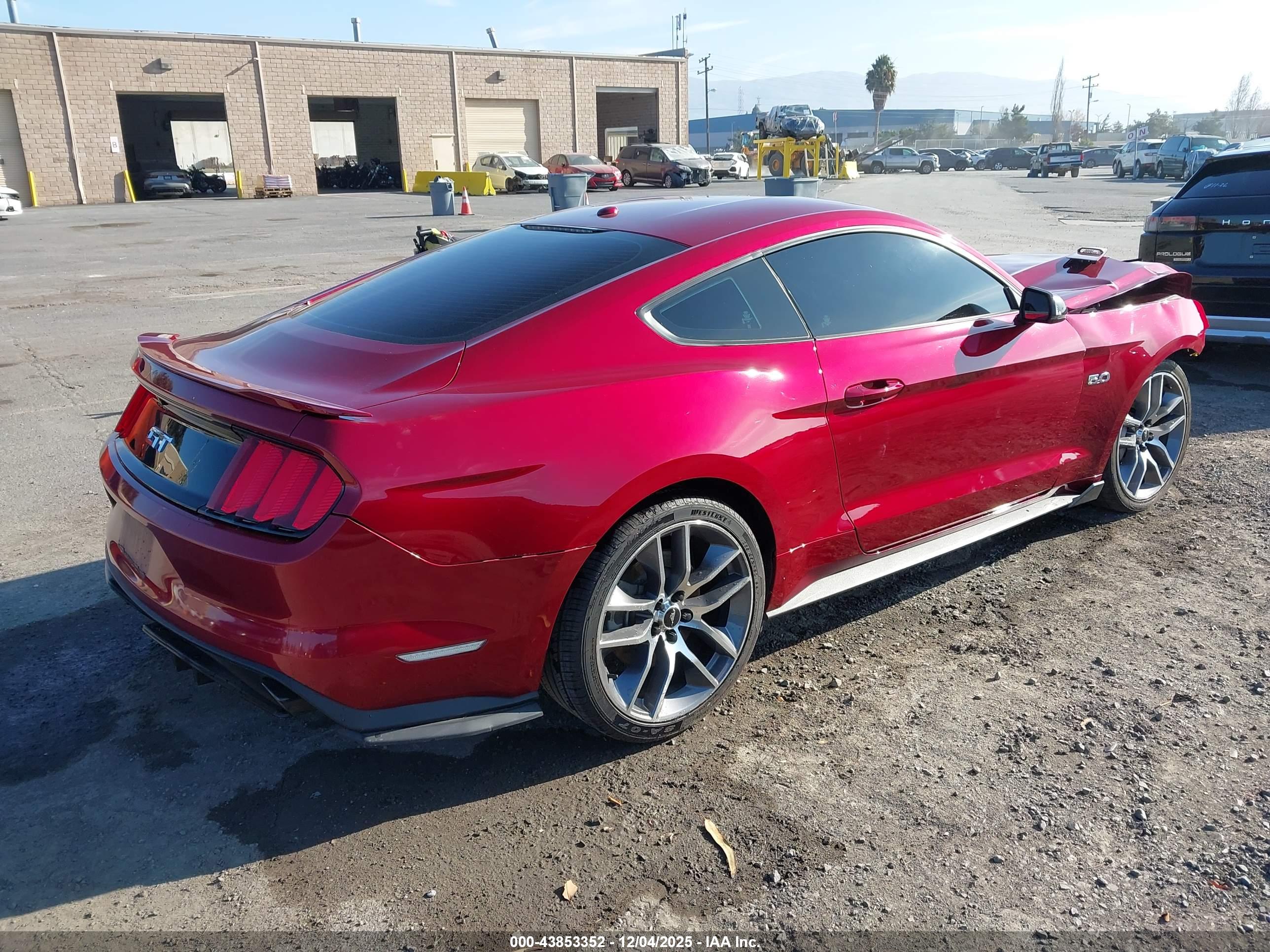 FORD MUSTANG image 4