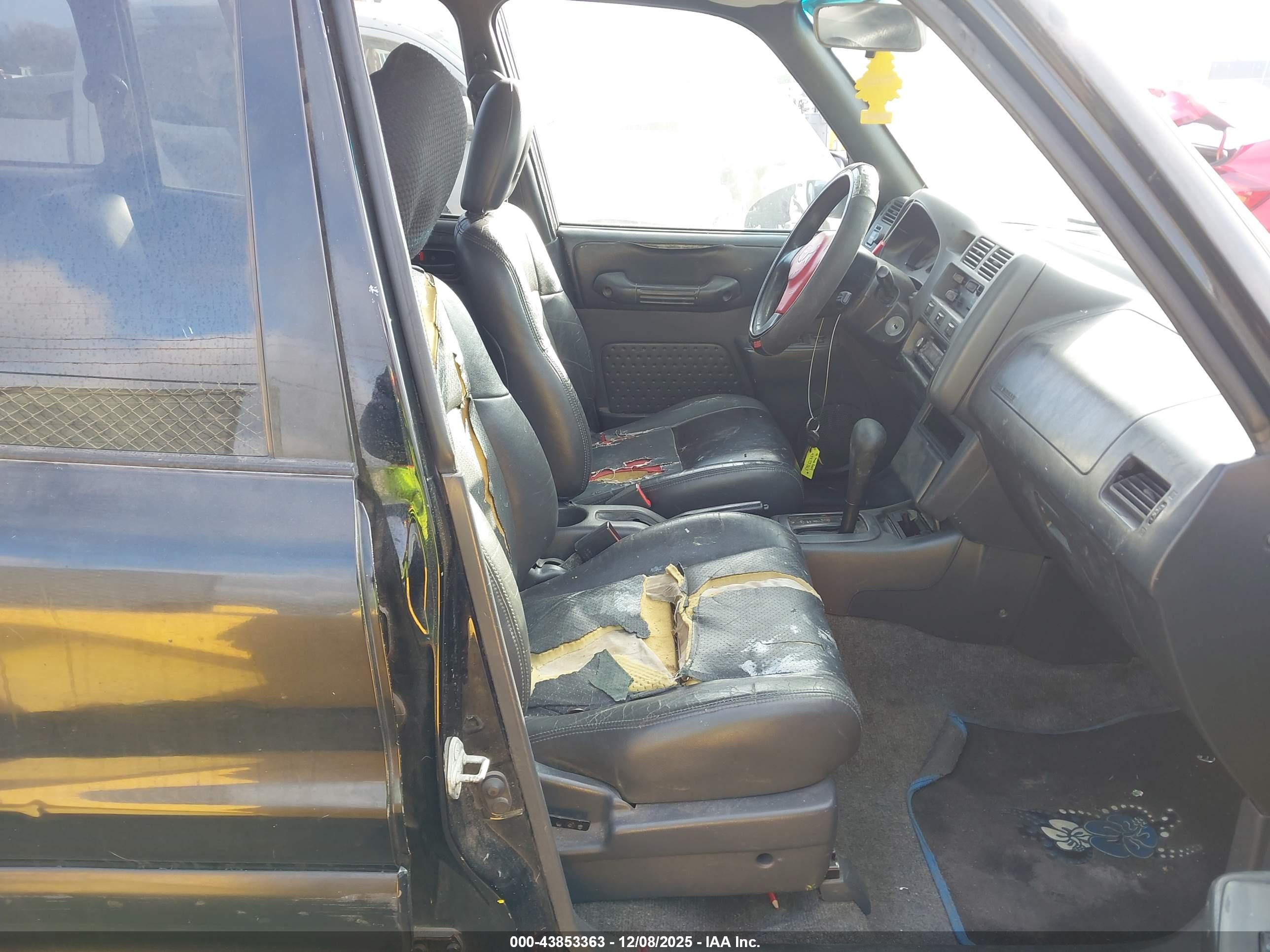 TOYOTA RAV4 image 5