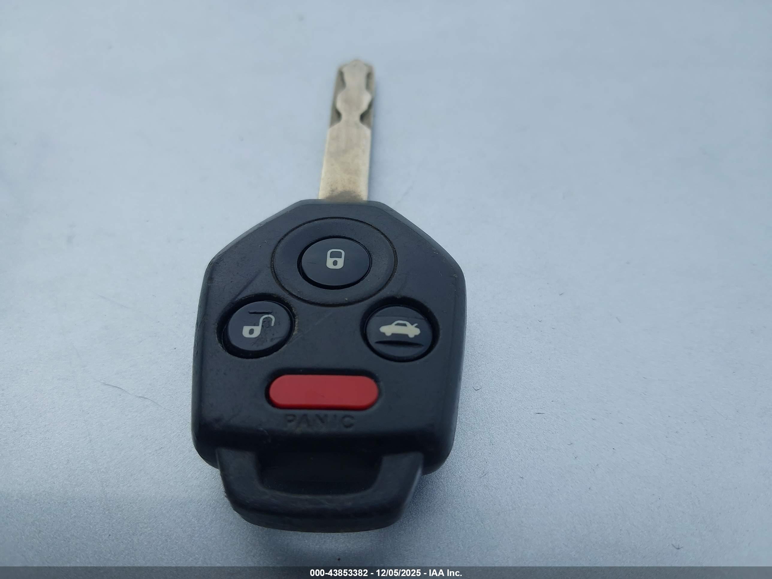 SUBARU OUTBACK image 11
