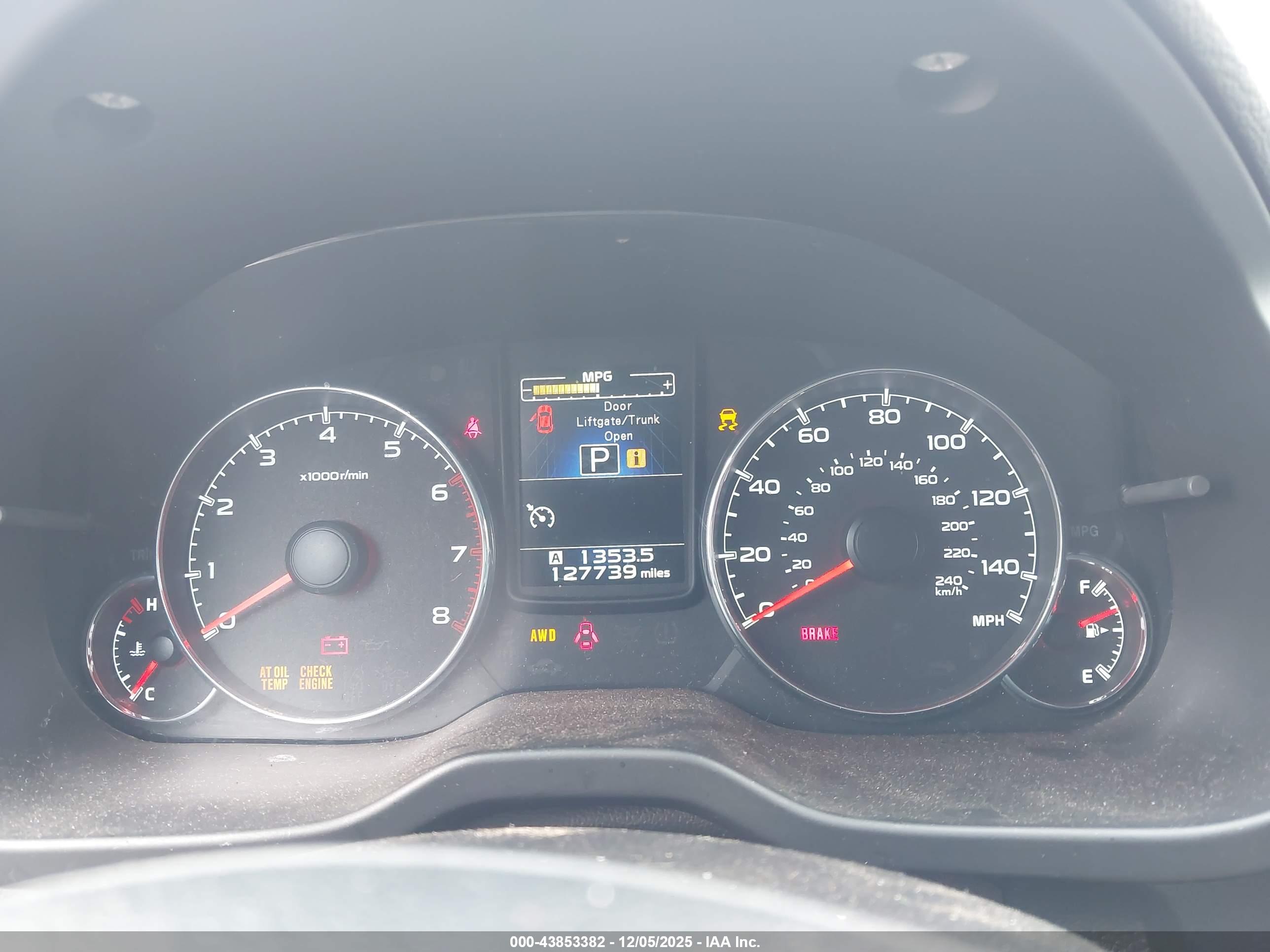 SUBARU OUTBACK image 7