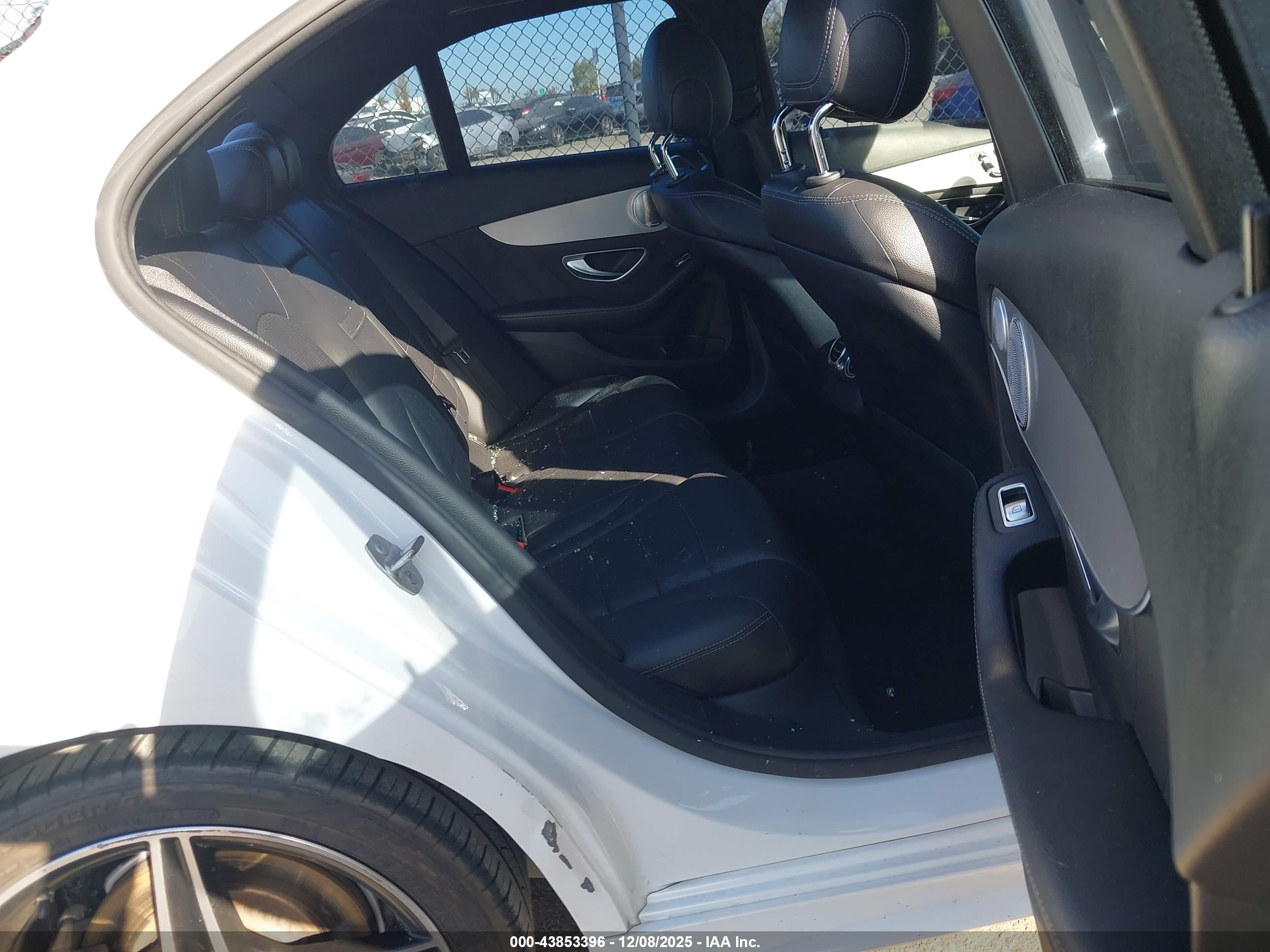 MERCEDES-BENZ C image 8