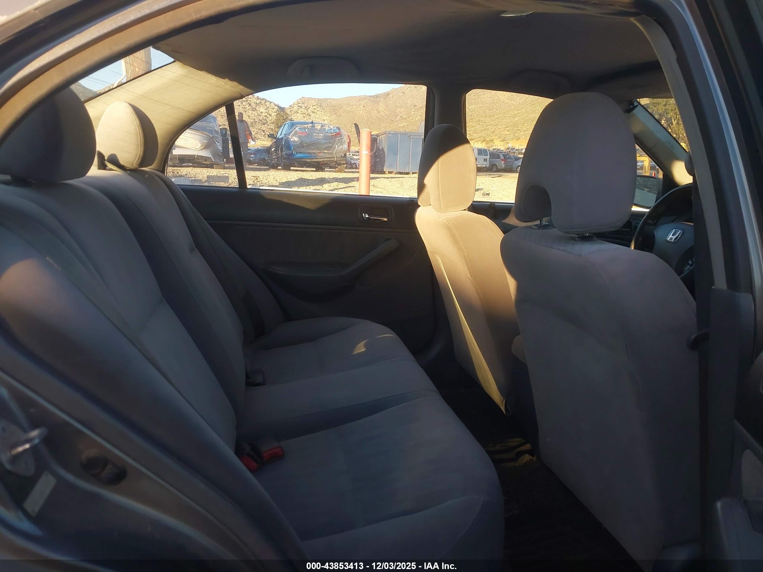 HONDA CIVIC image 8