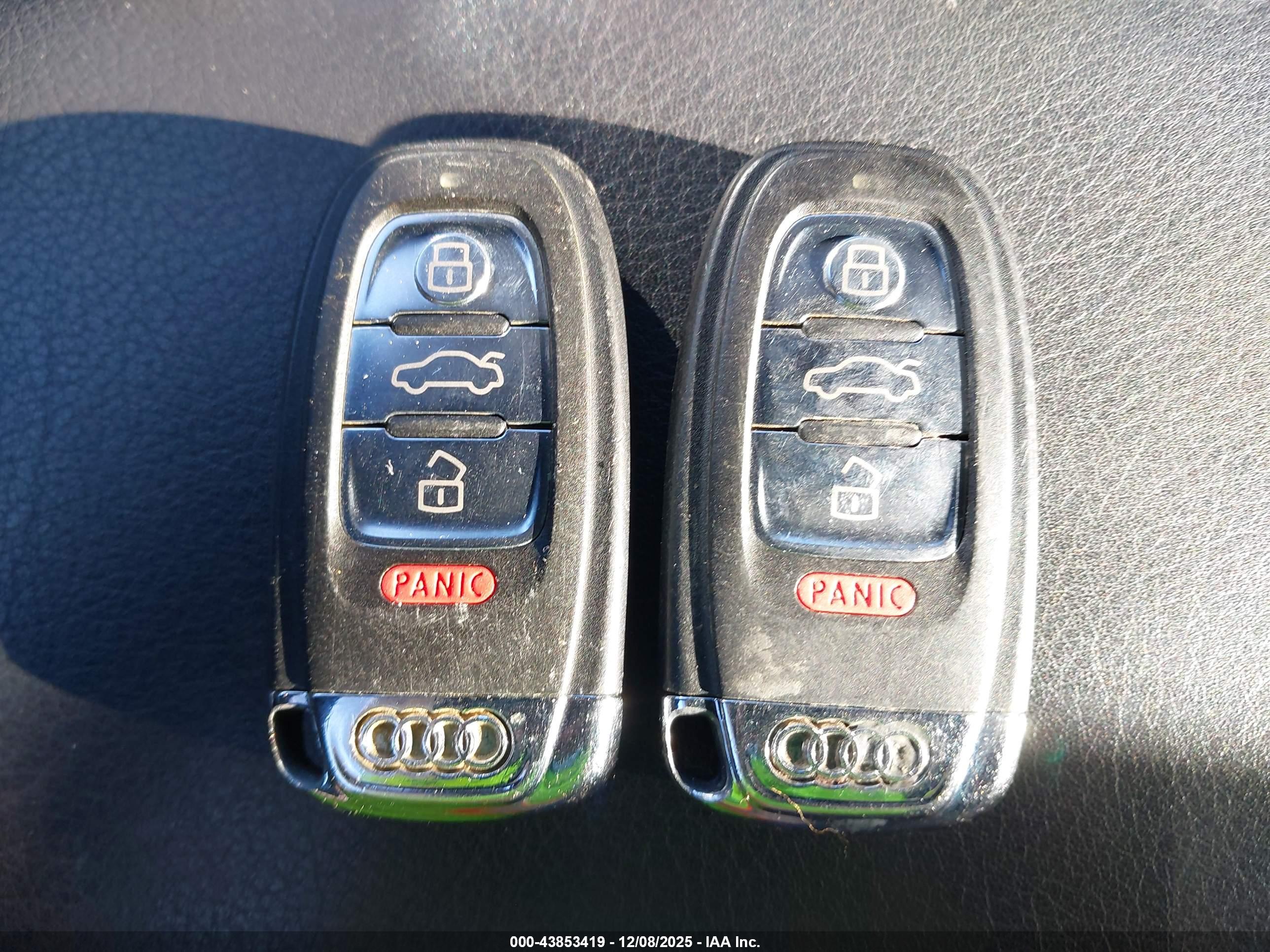AUDI A4 image 11