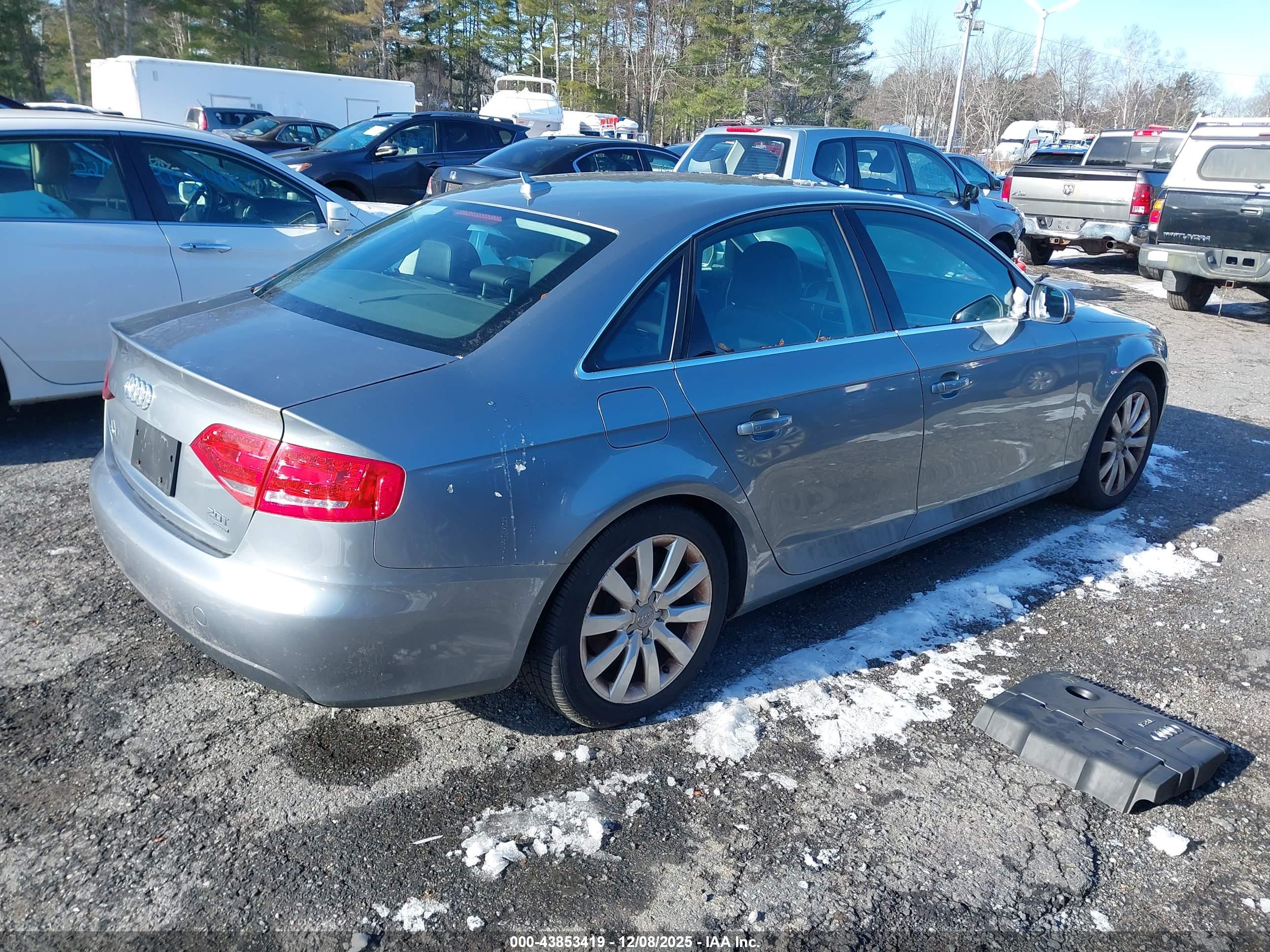 AUDI A4 image 4