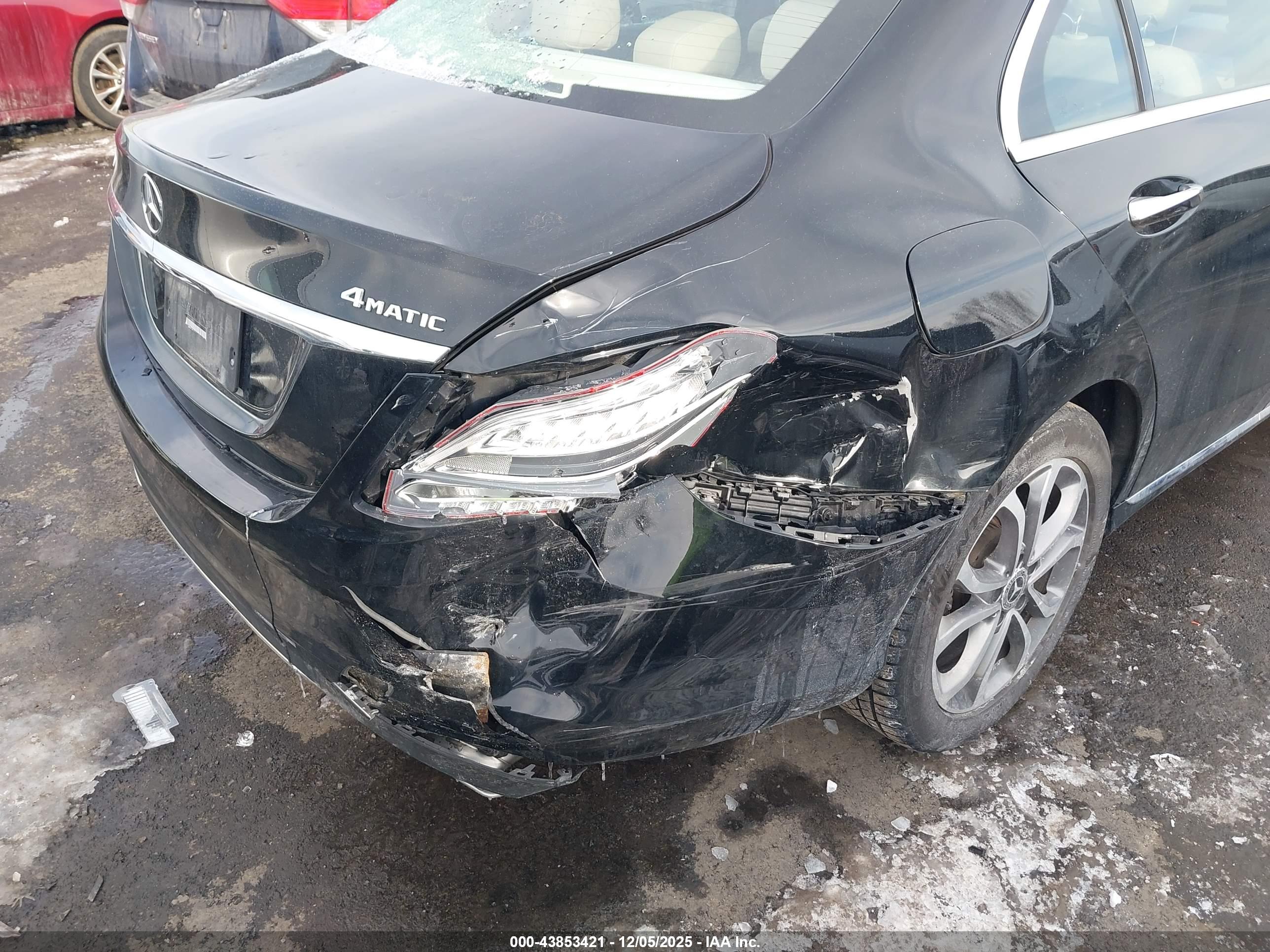 MERCEDES-BENZ C image 6