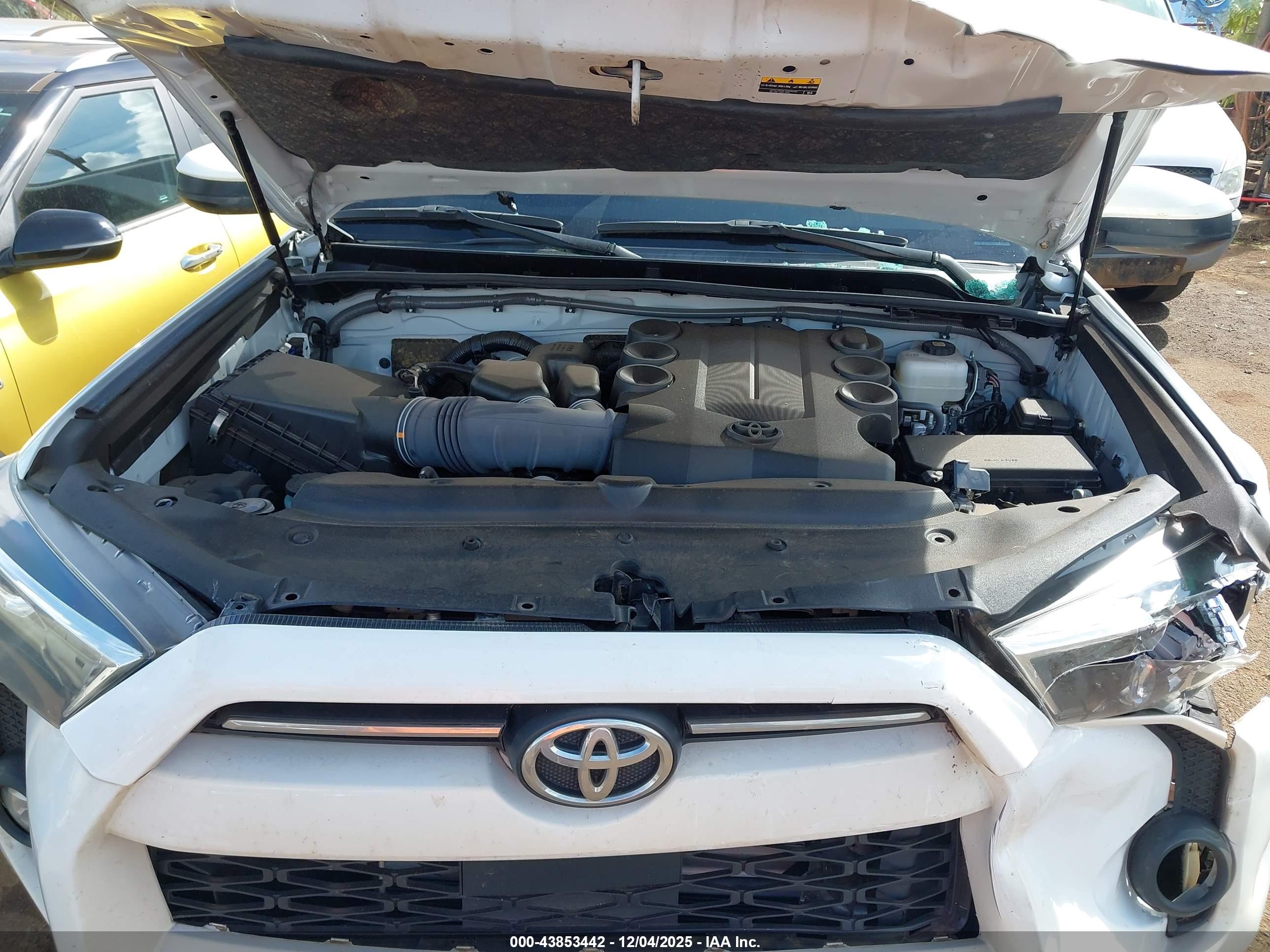 TOYOTA 4RUNNER image 10