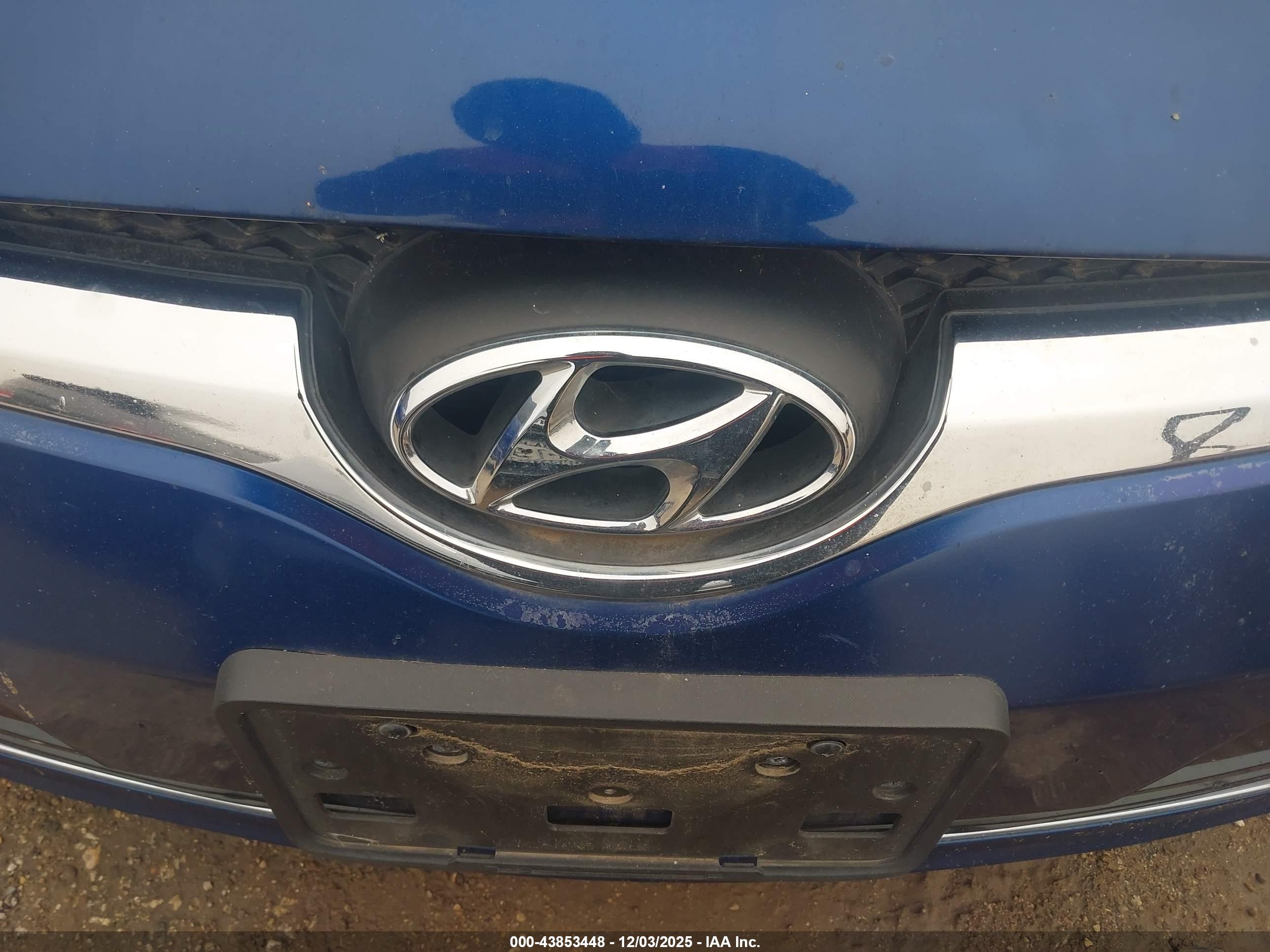 HYUNDAI VELOSTER image 6