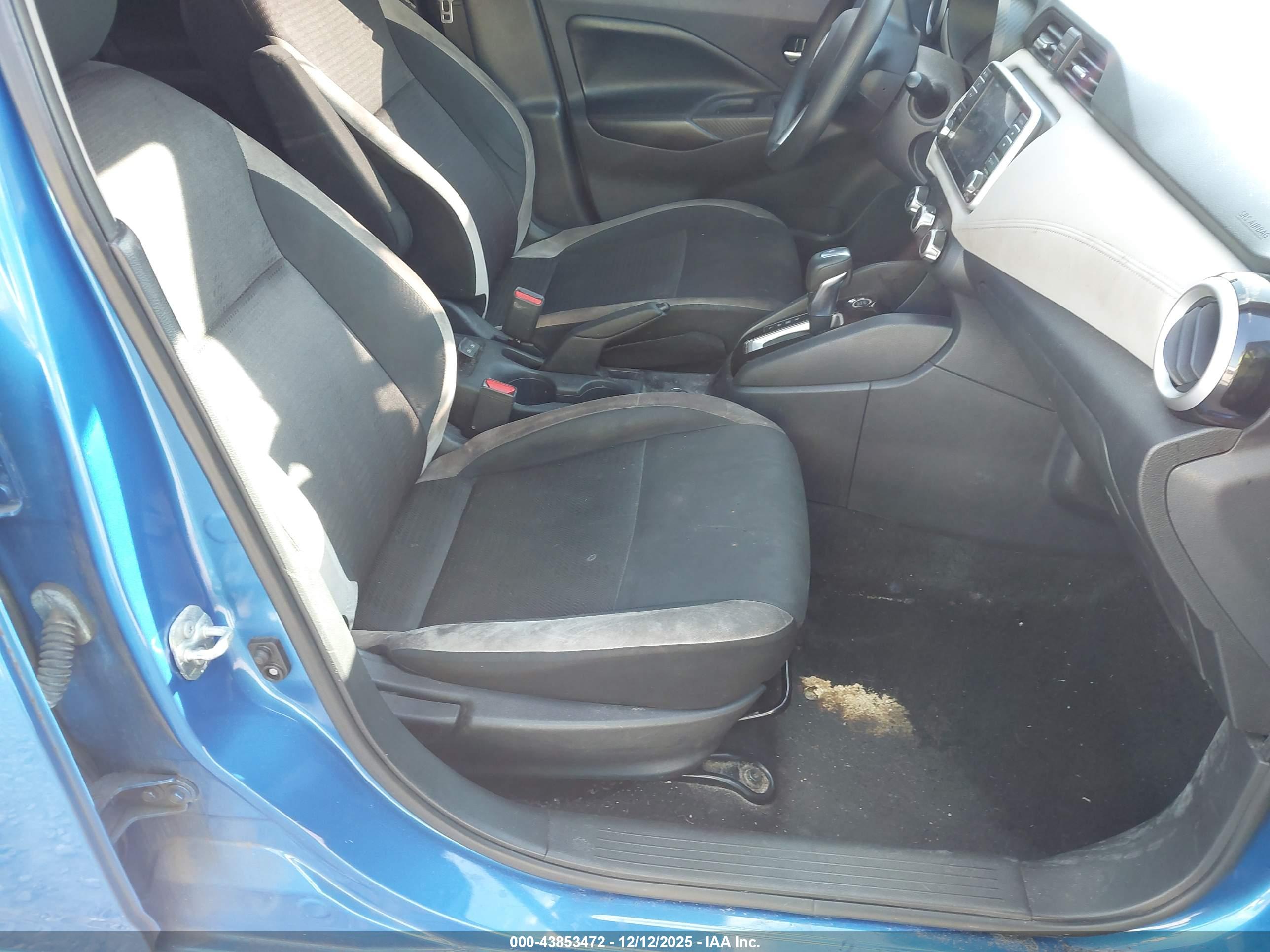 NISSAN VERSA image 5