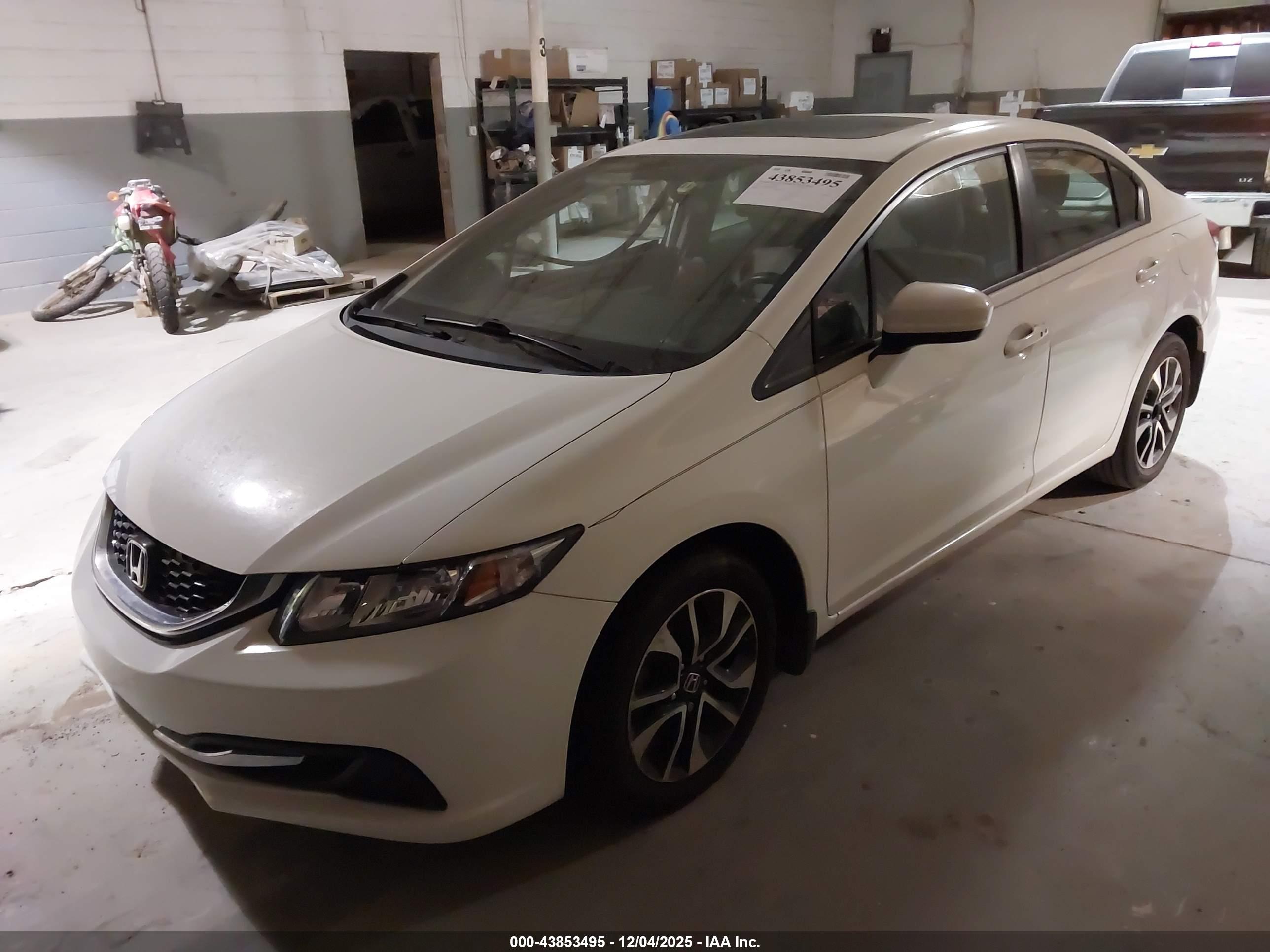 HONDA CIVIC image 2