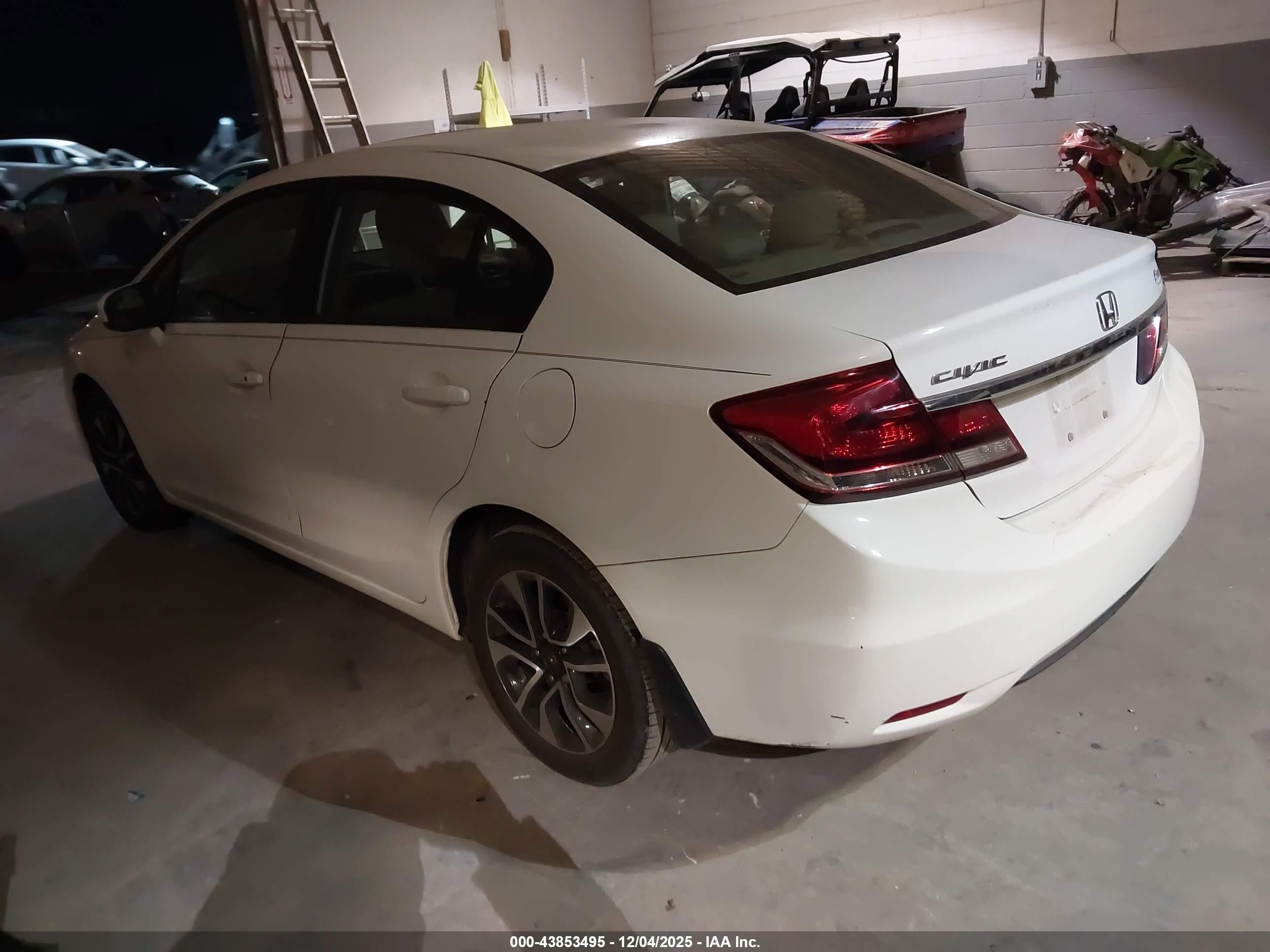 HONDA CIVIC image 3