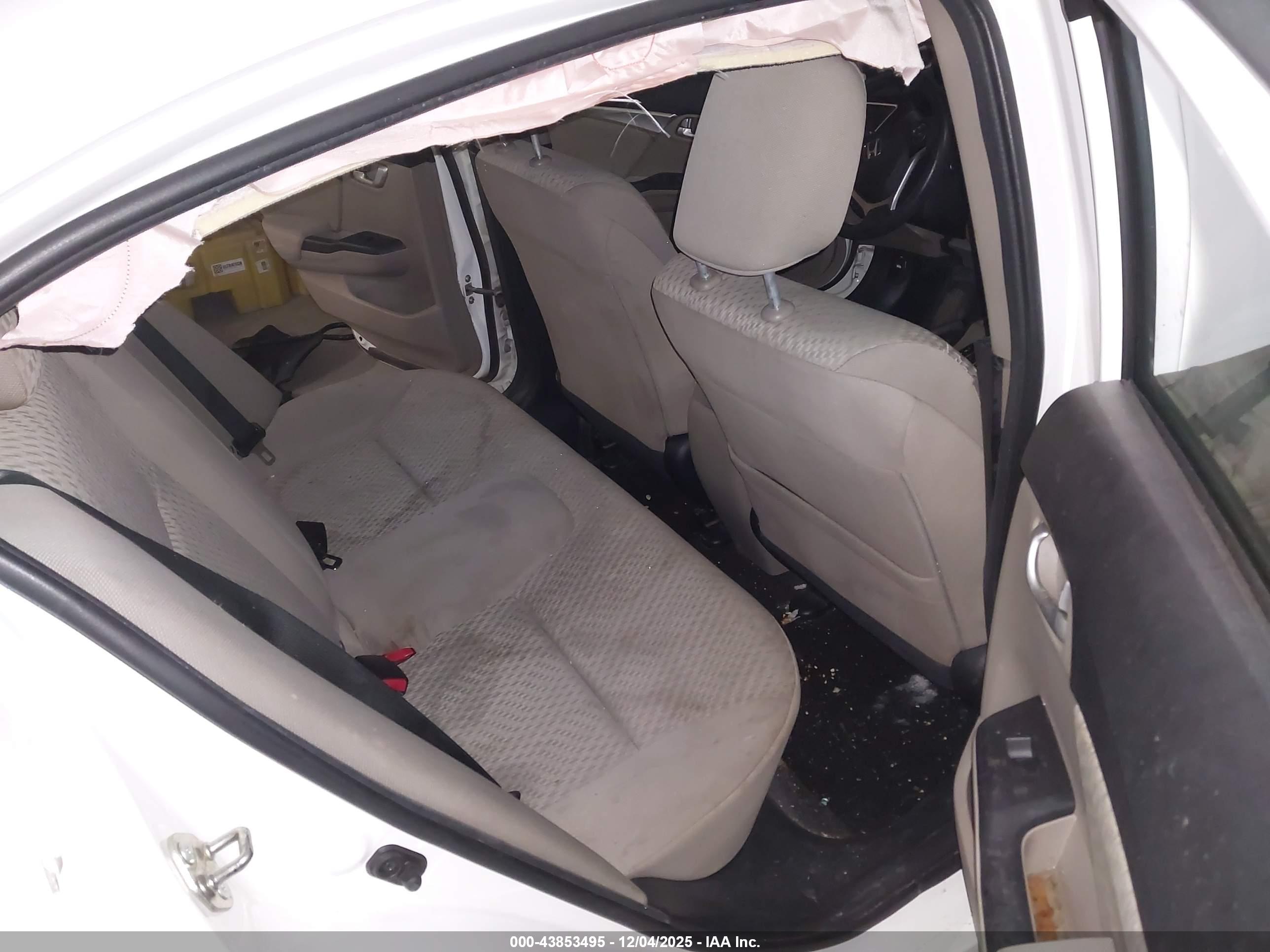 HONDA CIVIC image 8