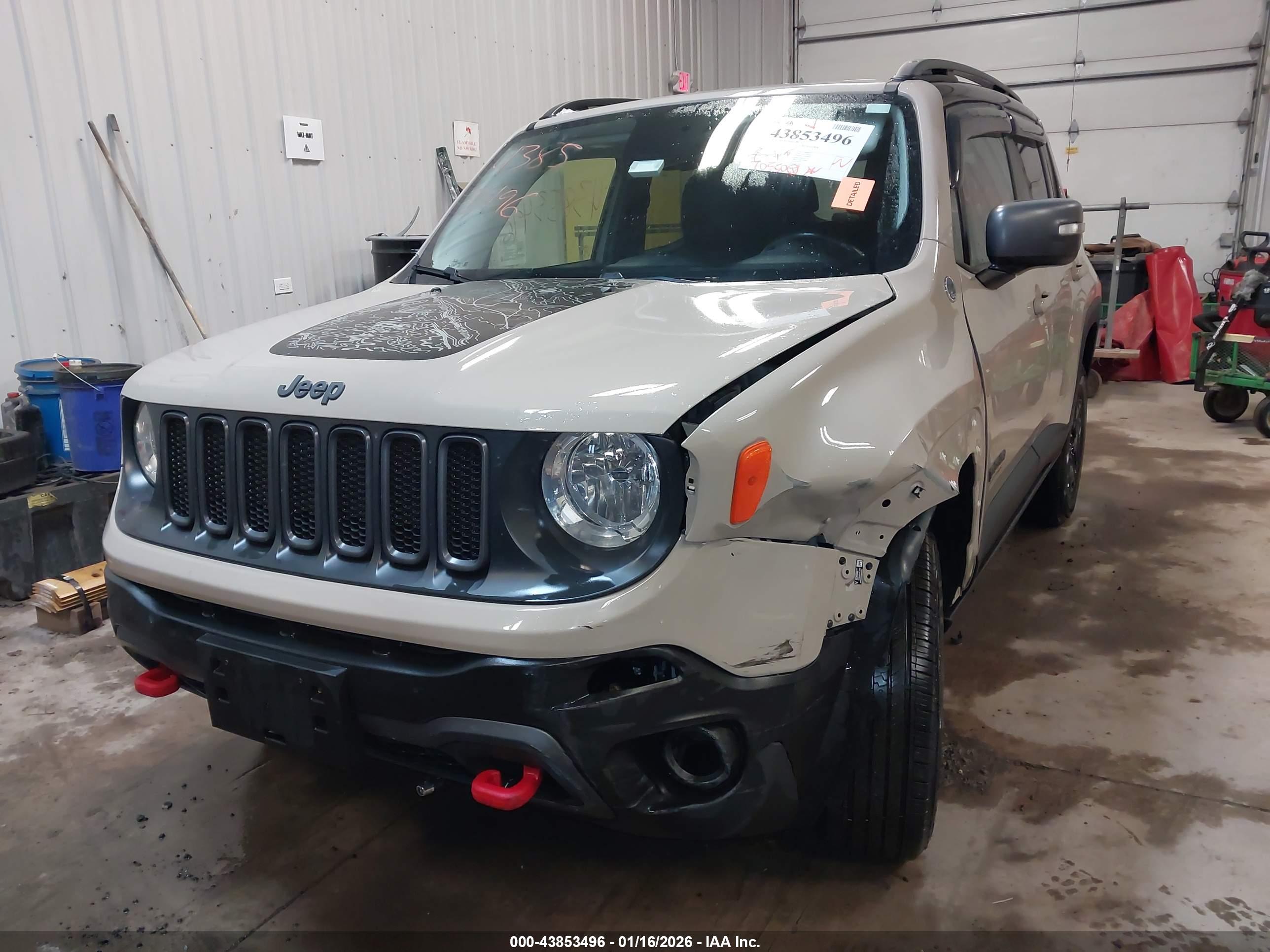 JEEP RENEGADE image 2