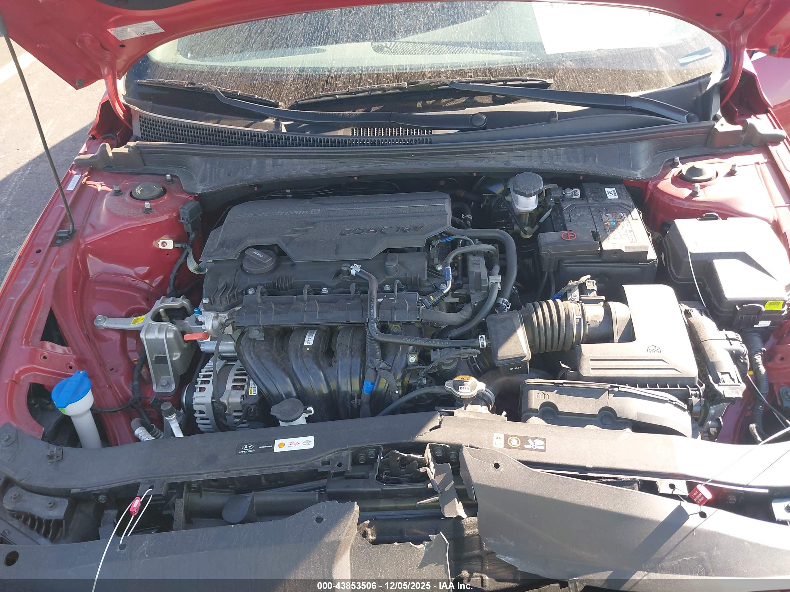 HYUNDAI ELANTRA image 10
