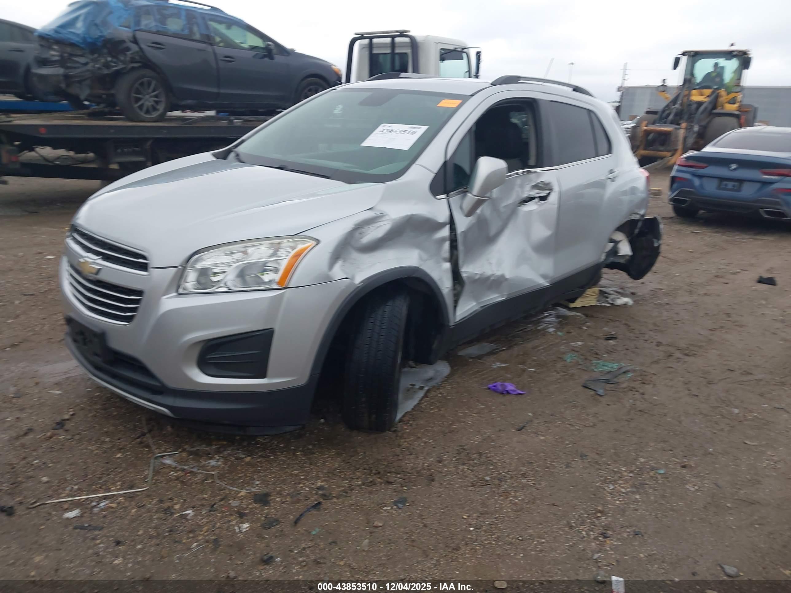 CHEVROLET TRAX image 2
