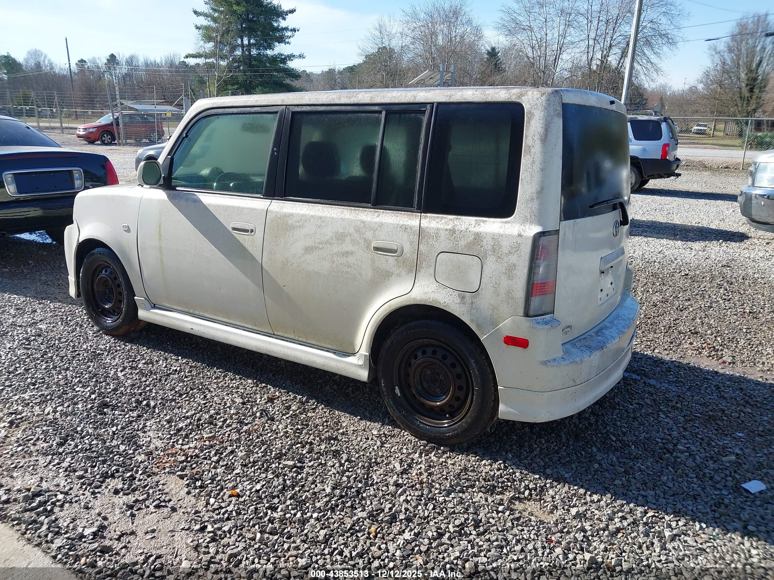 SCION XB image 3