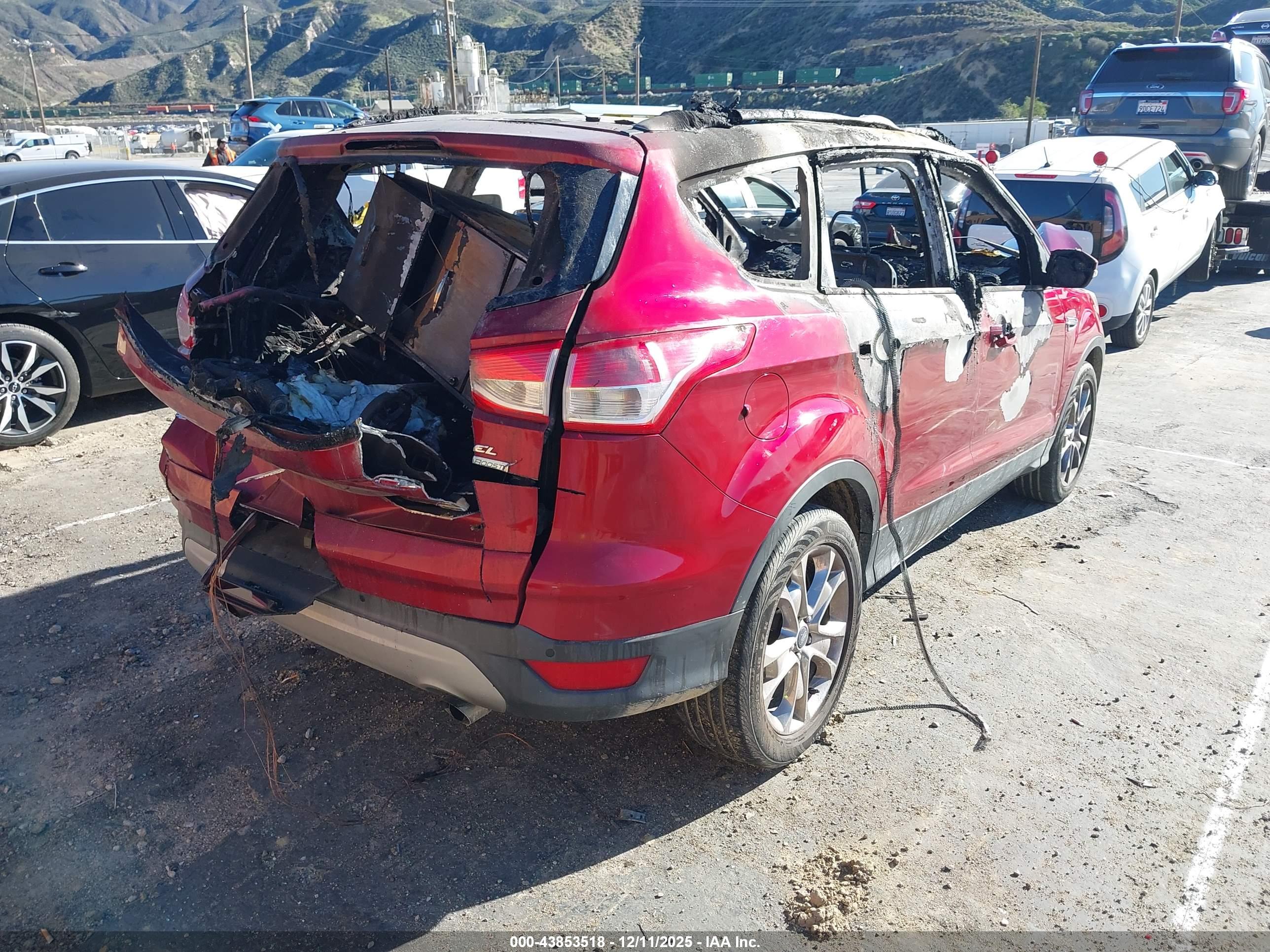 FORD ESCAPE image 4