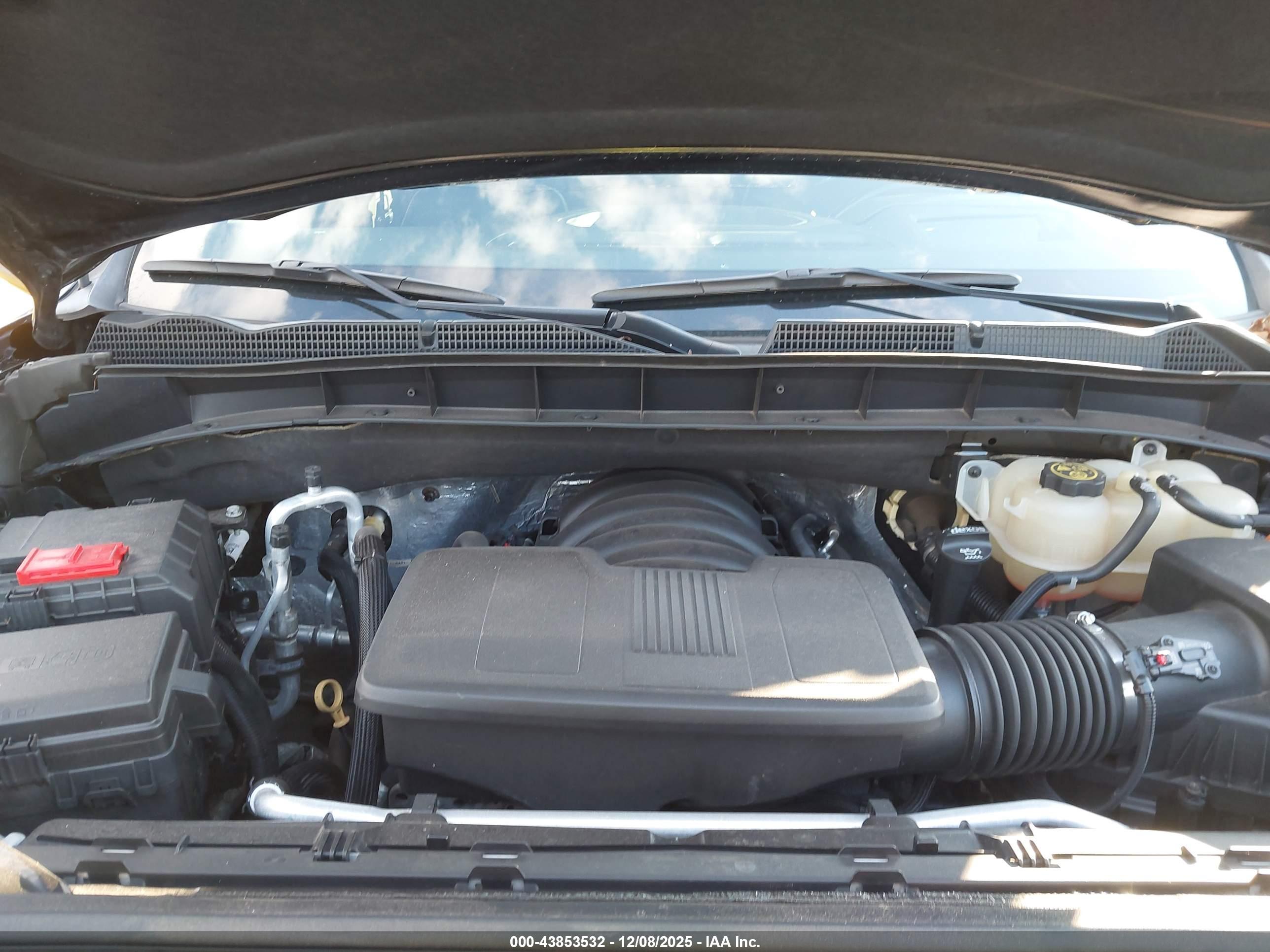 GMC SIERRA image 10