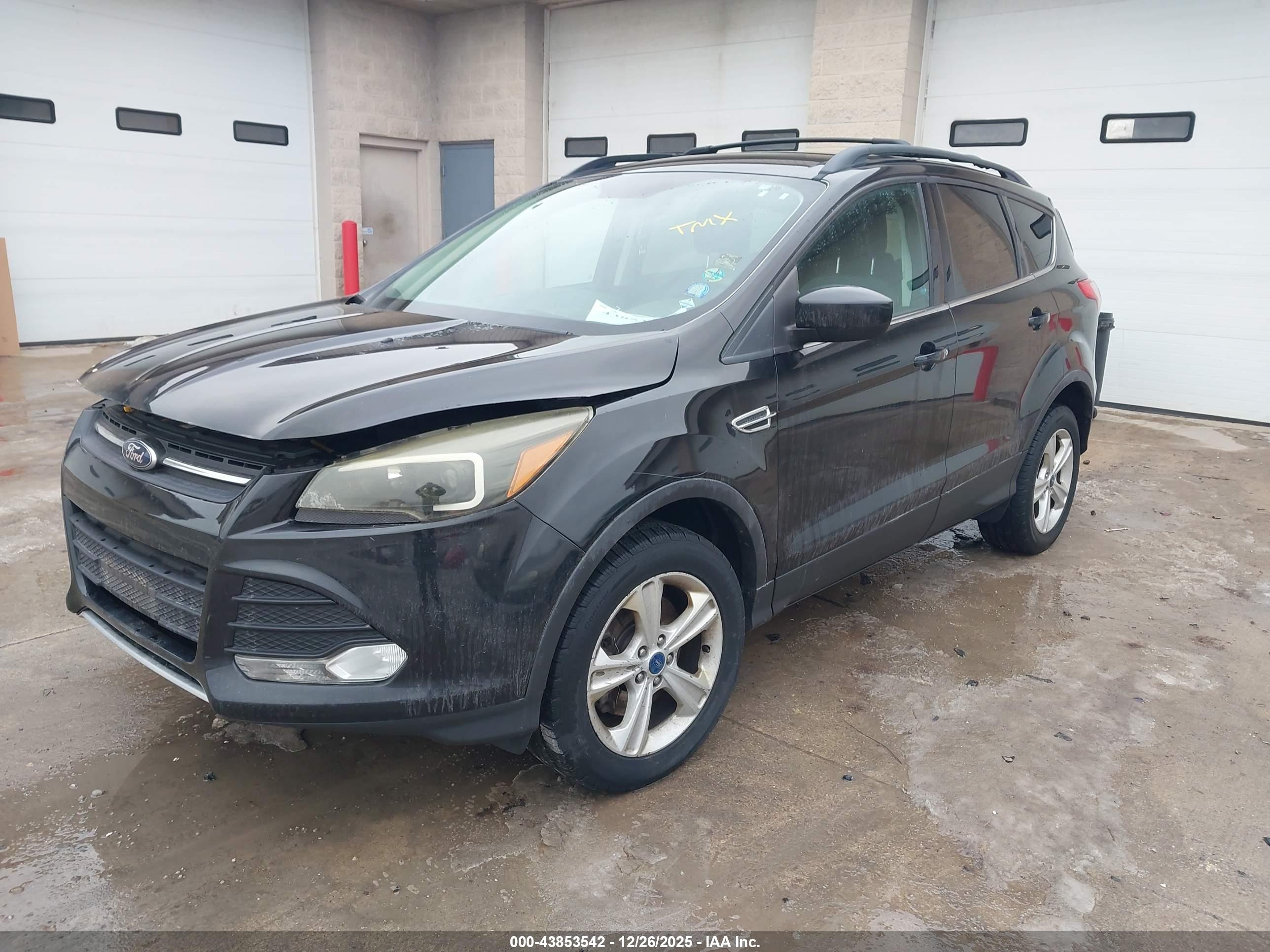 FORD ESCAPE image 2
